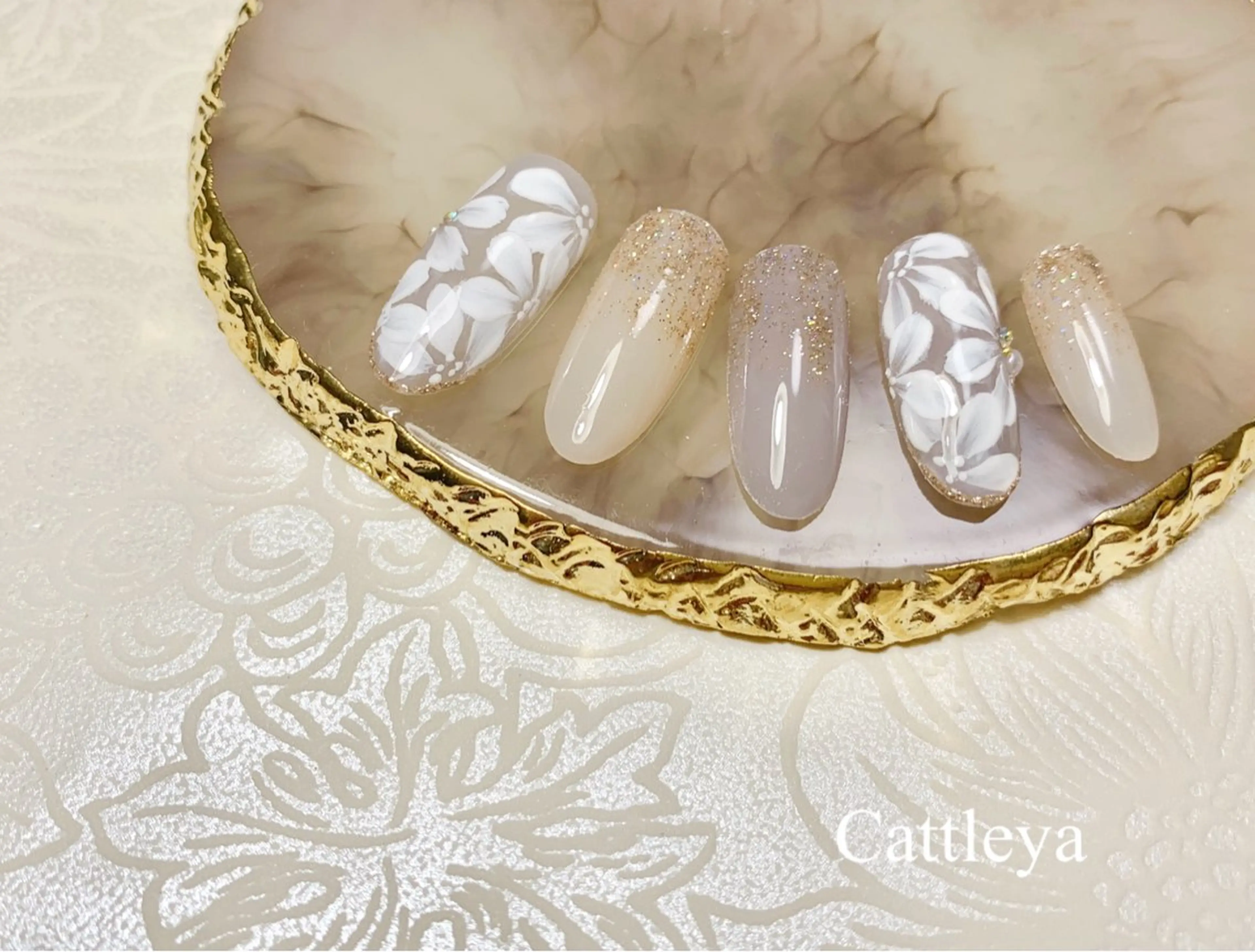 ネイル ブライダルネイル ハンドネイル Cattleya カトレアのネイルデザイン