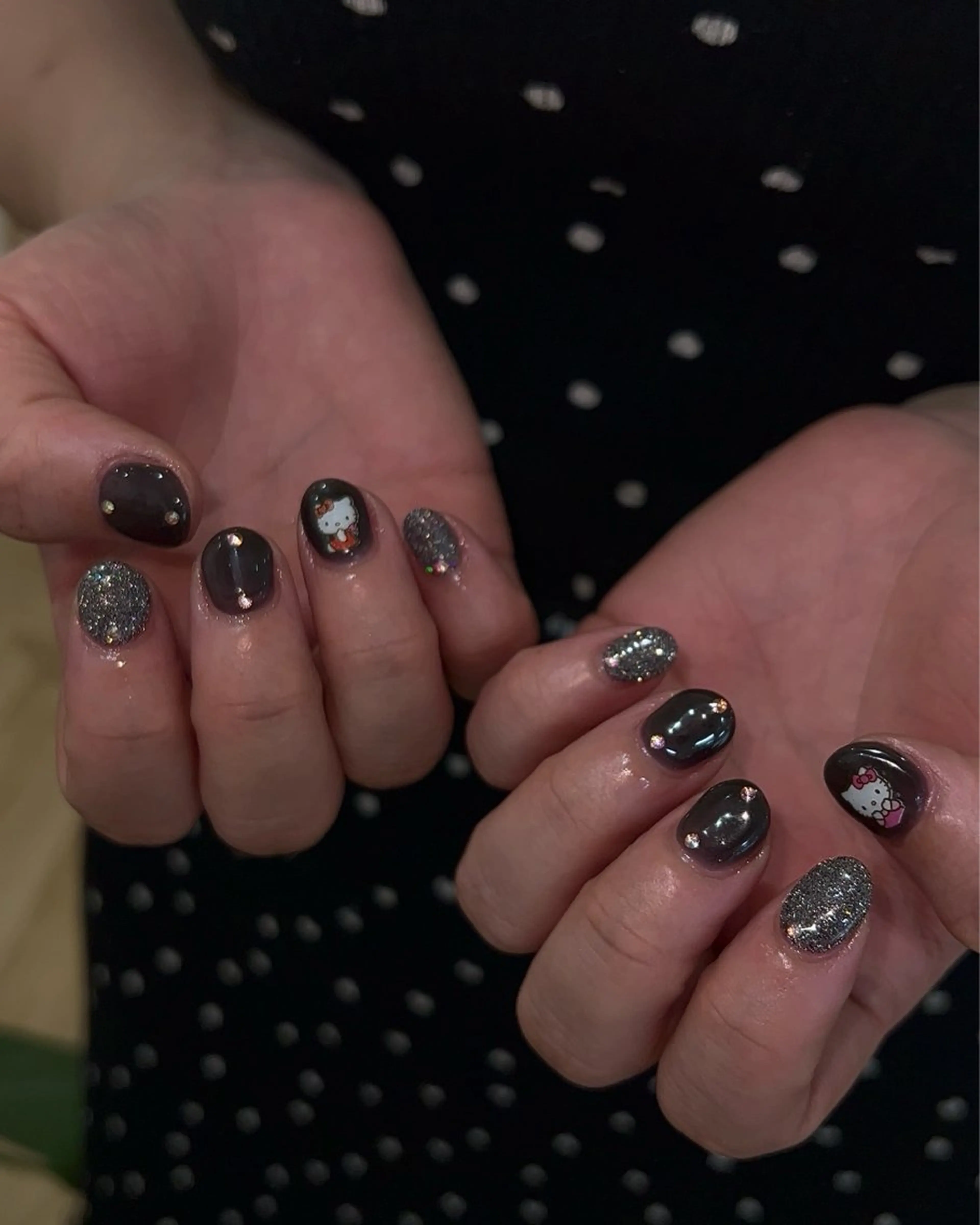 ネイル ハンドネイル フットネイル ハンドケア Nes.Nail所属・Miyagi Asamiのネイルデザイン