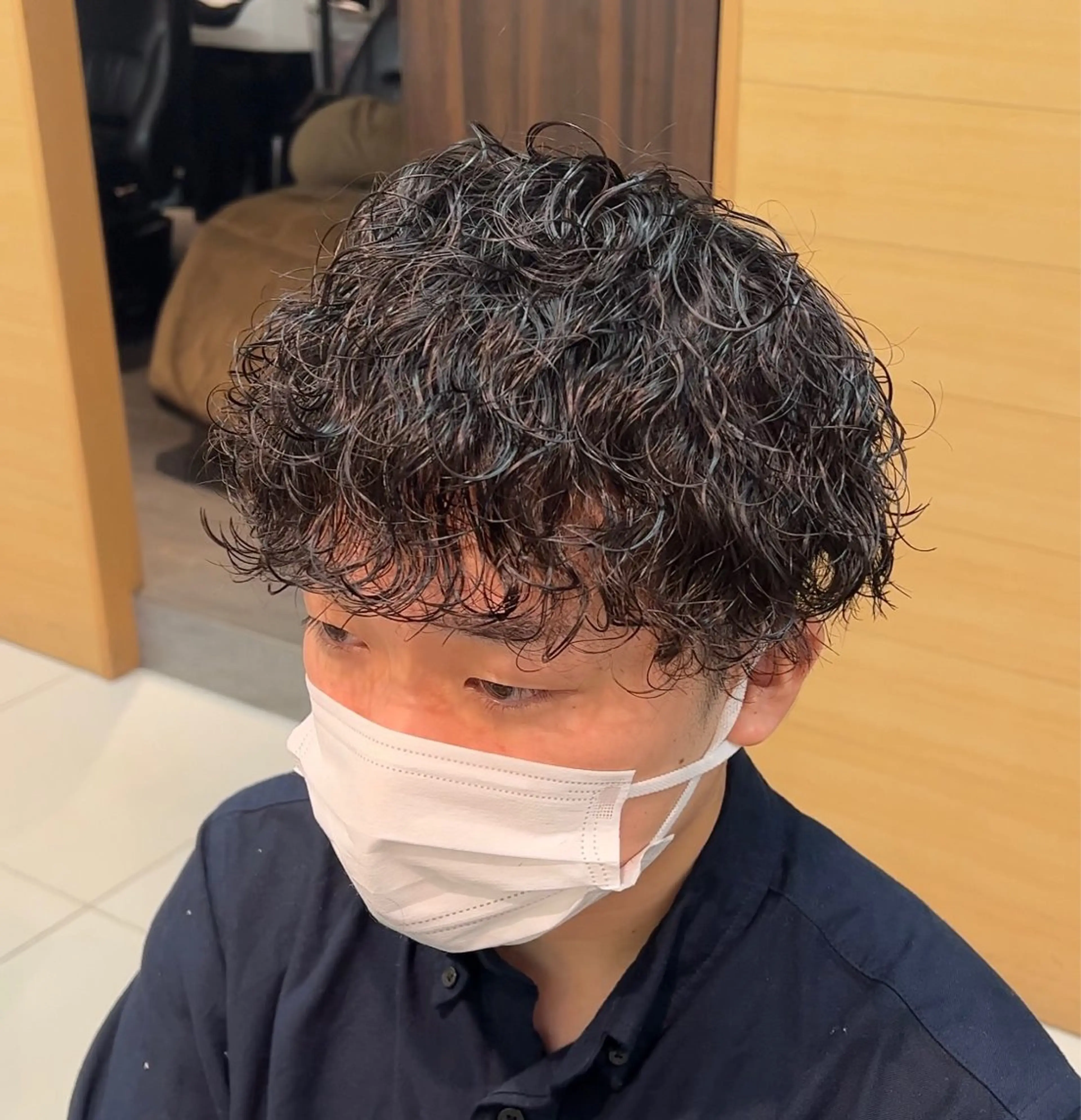 パーマ メンズ カット パーマ 透明感カラー/ ダブルカラー /ソラのヘアスタイル