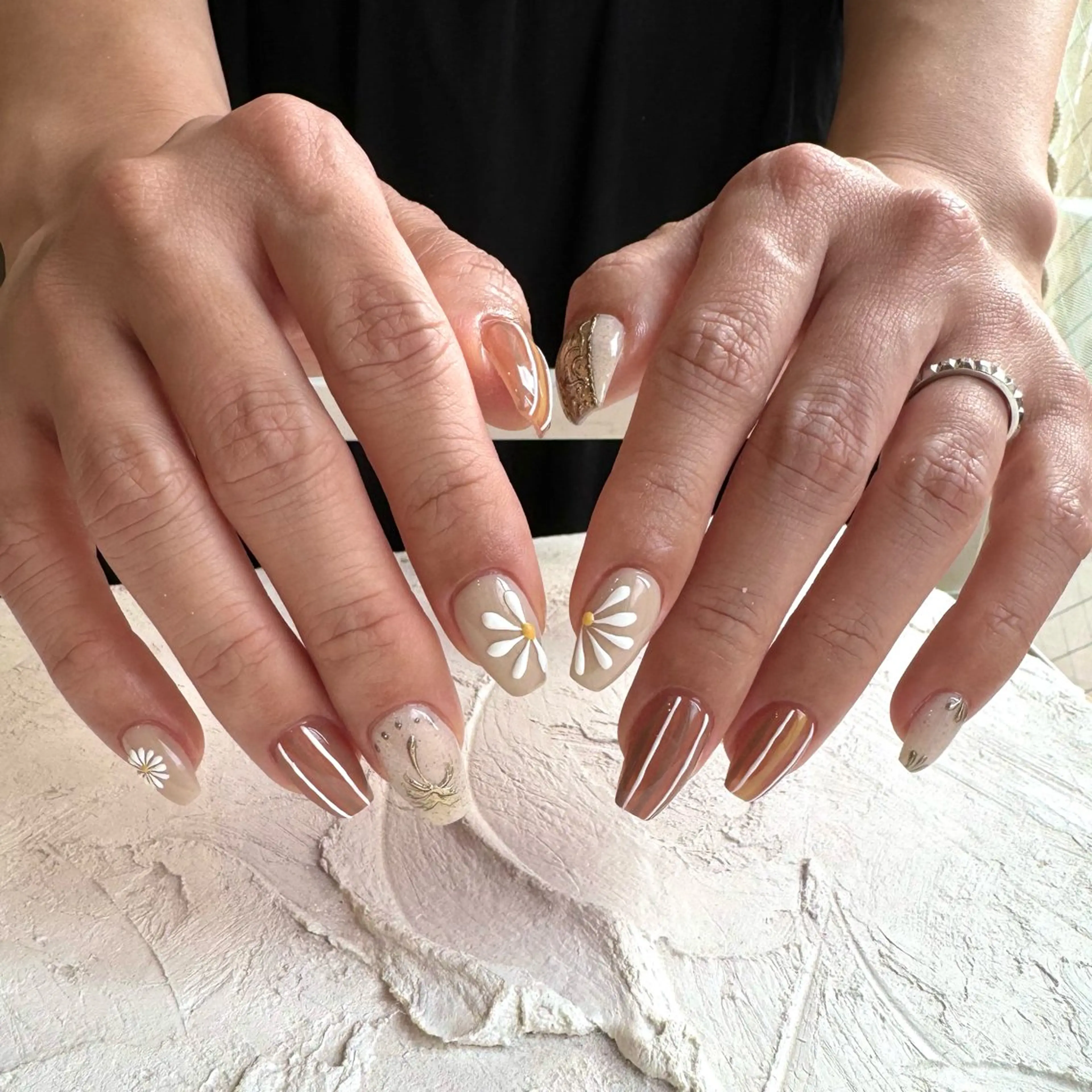 ネイル ハンドネイル chipieee kannaのネイルデザイン