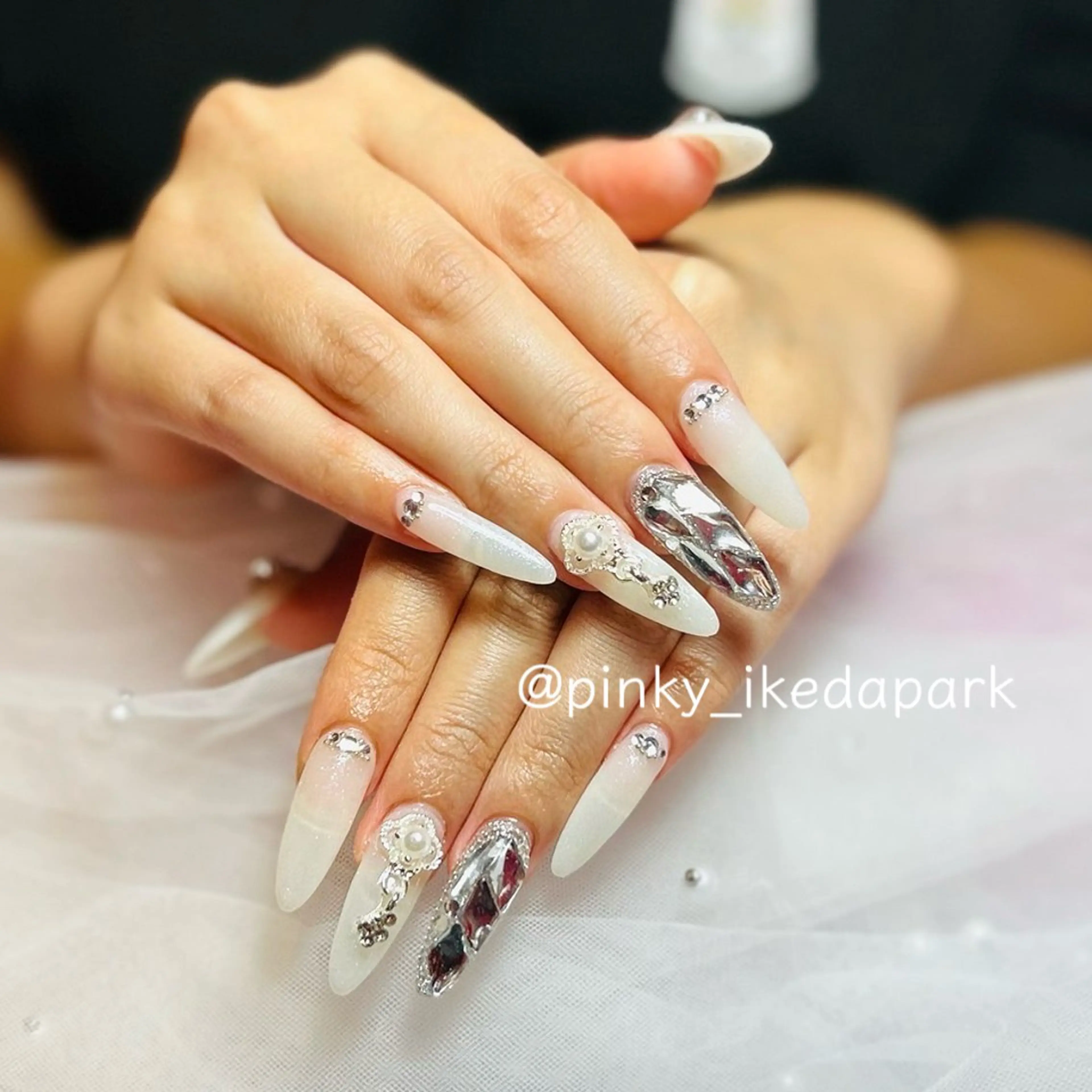 ネイル ハンドネイル PINKY nail所属・ピンキー 池田公園店のネイルデザイン
