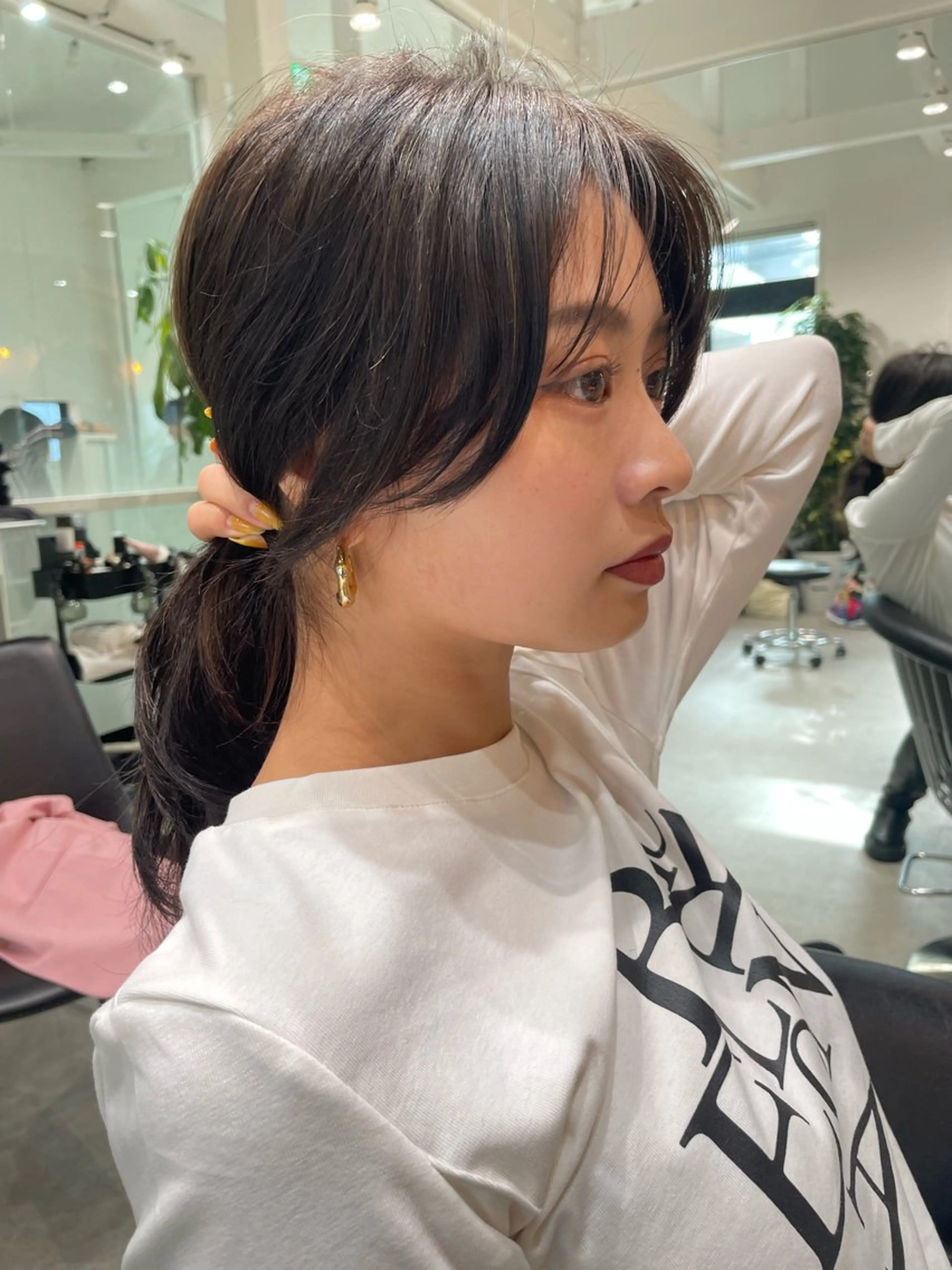 ミディアム 顔周りカット AUBEHAIRnoa熊谷店所属・中島紫乃  レイヤー 🇰🇷🌈のヘアスタイル