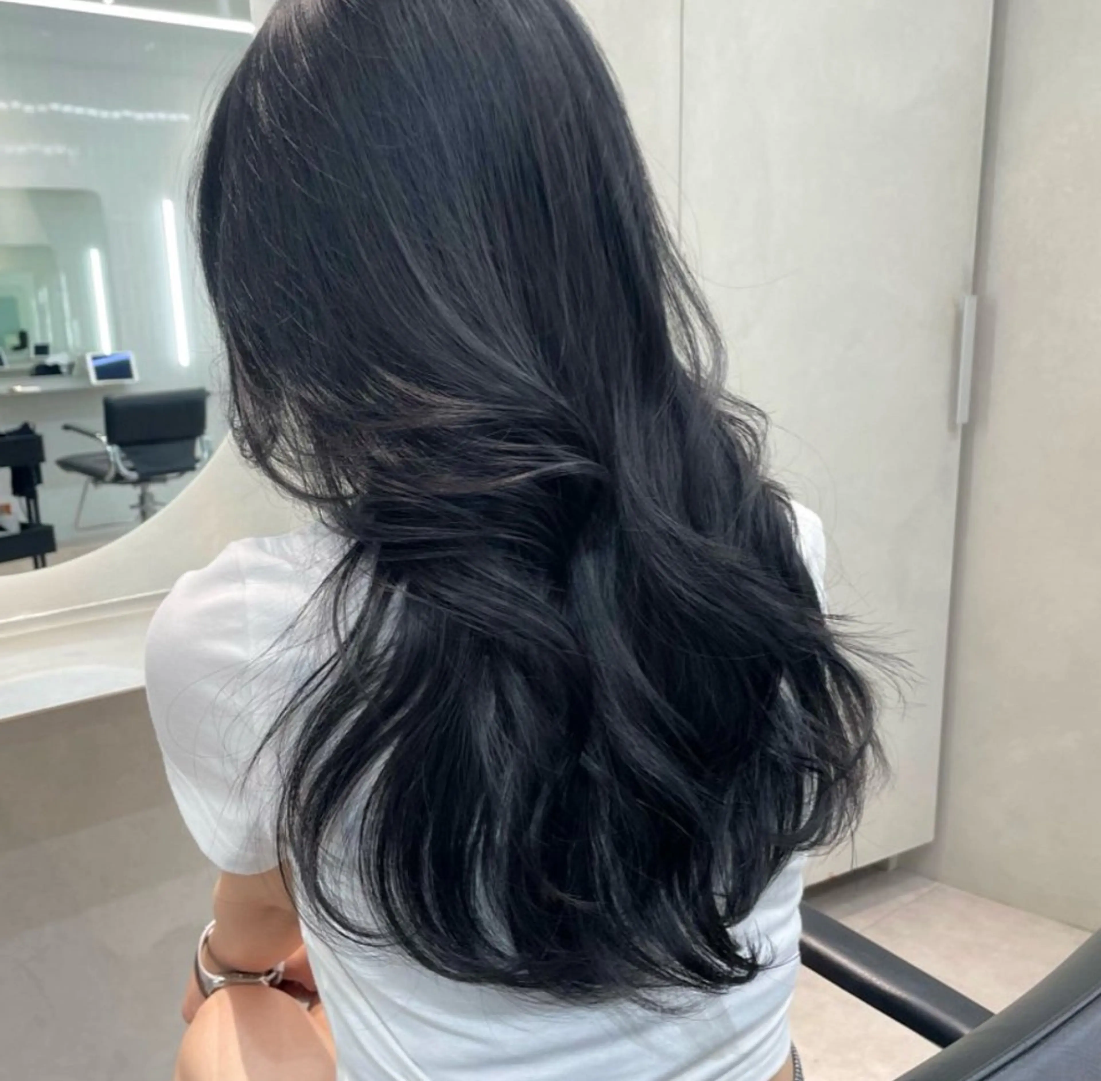 ロング ヘアカラー トリートメント 實方 ここ乃のヘアスタイル