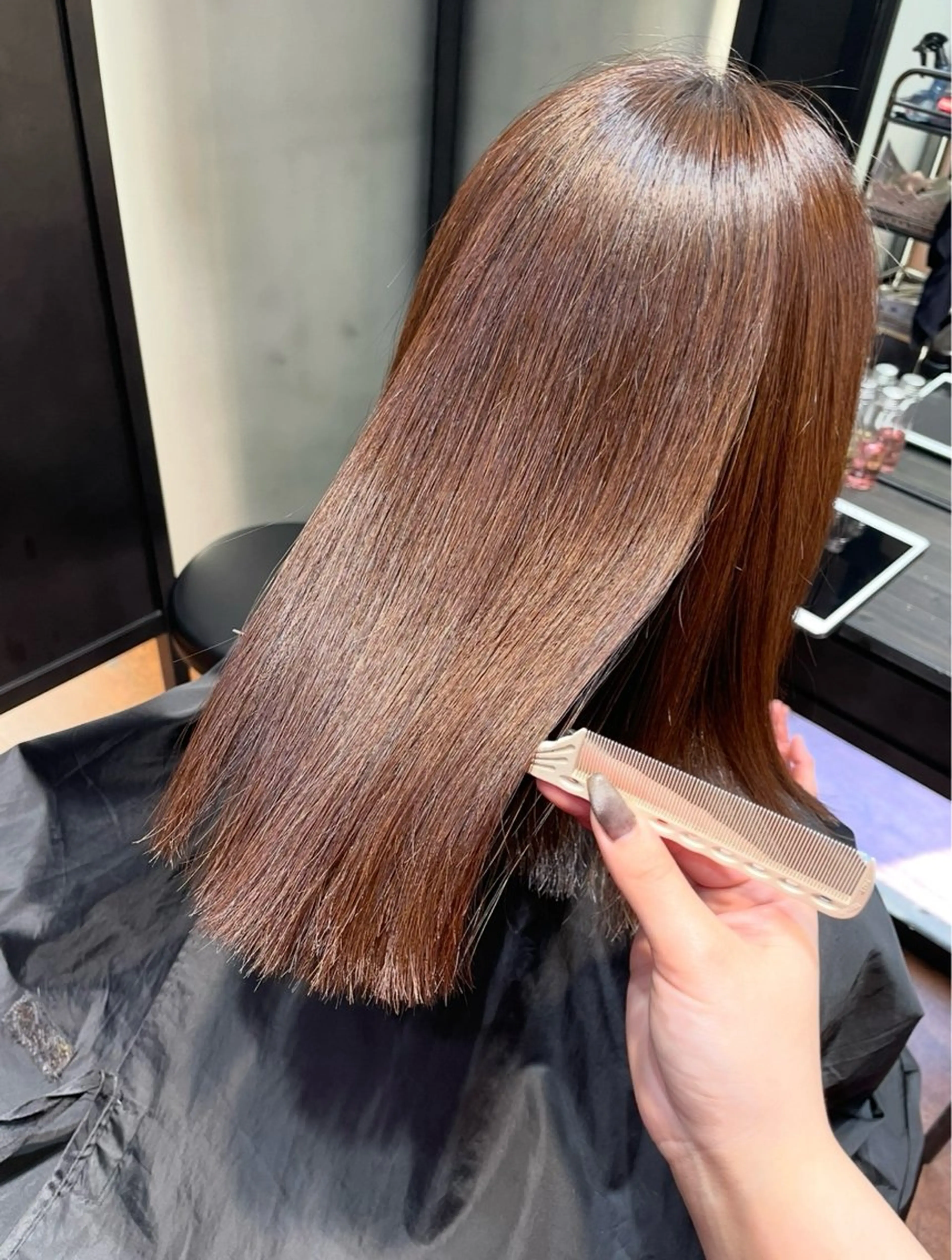 ミディアム カット 縮毛矯正 N°Elune RINNAのヘアスタイル