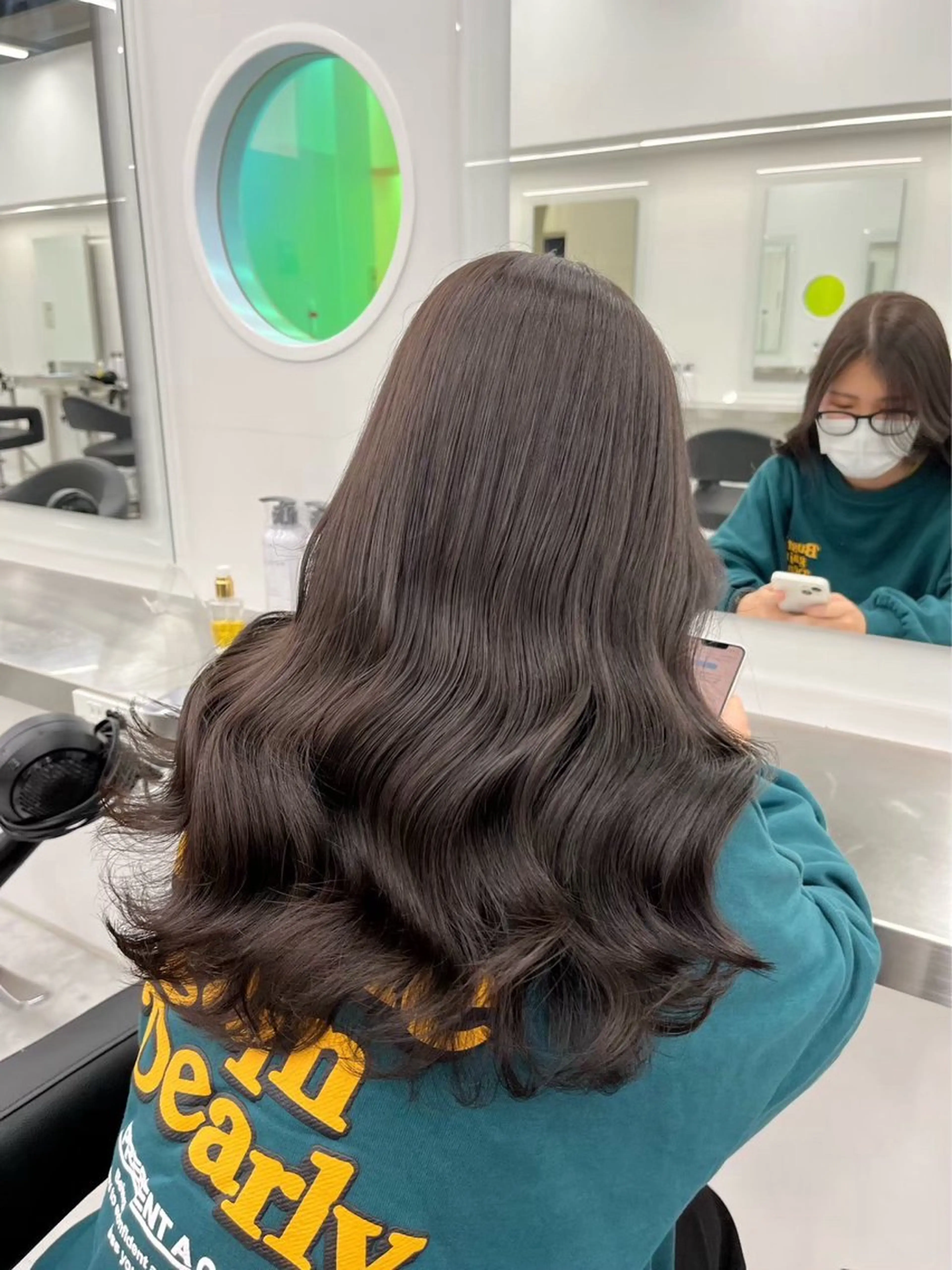 セミロング カラー ヘアアレンジ カット ヘアカラー トリートメント ヘッドスパ ヘアセット 透明感ラベンダー💗 SHOのヘアスタイル