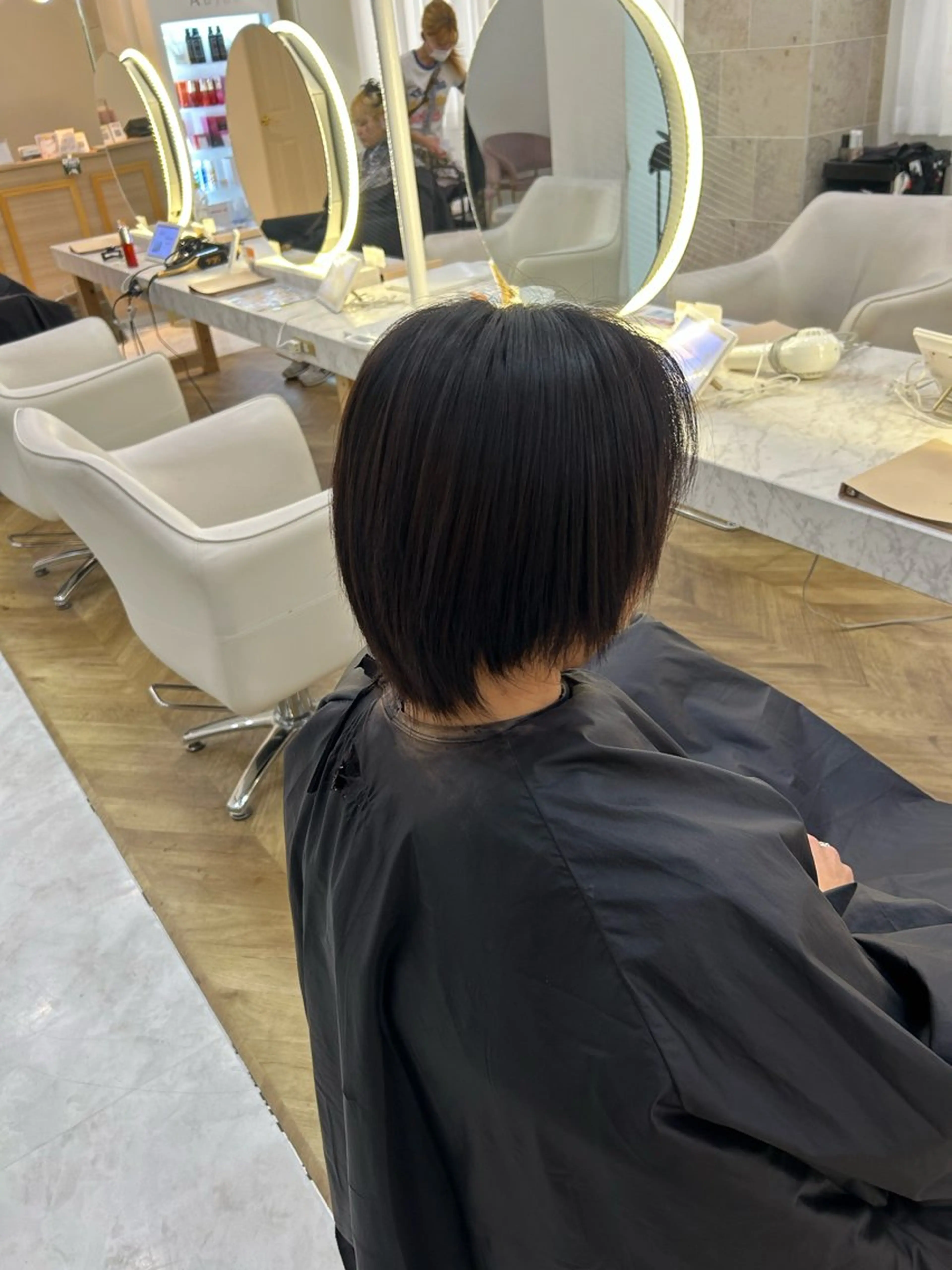 ショート 縮毛矯正 飯嶋 萌のヘアスタイル