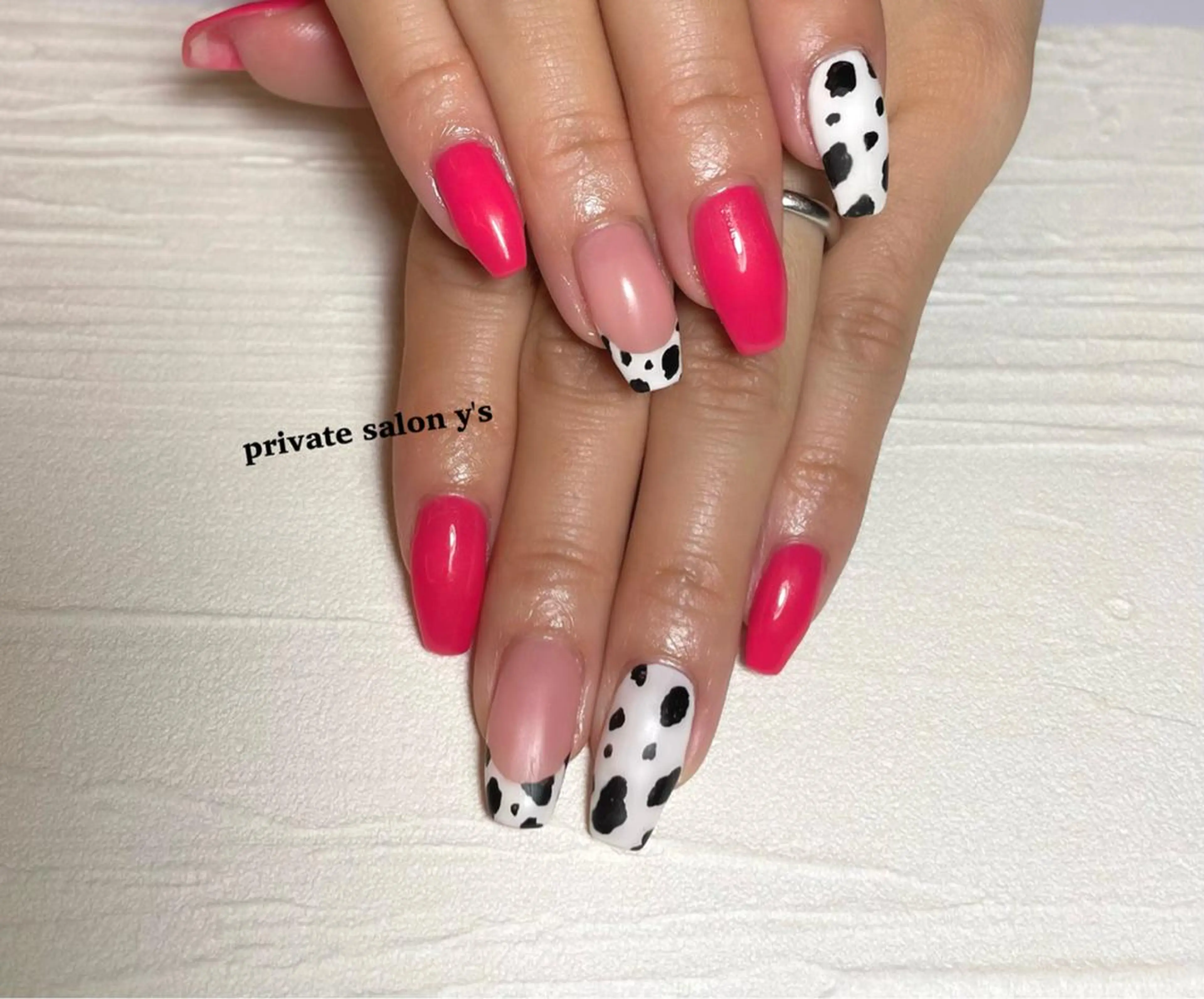 ネイル y' sのネイルデザイン