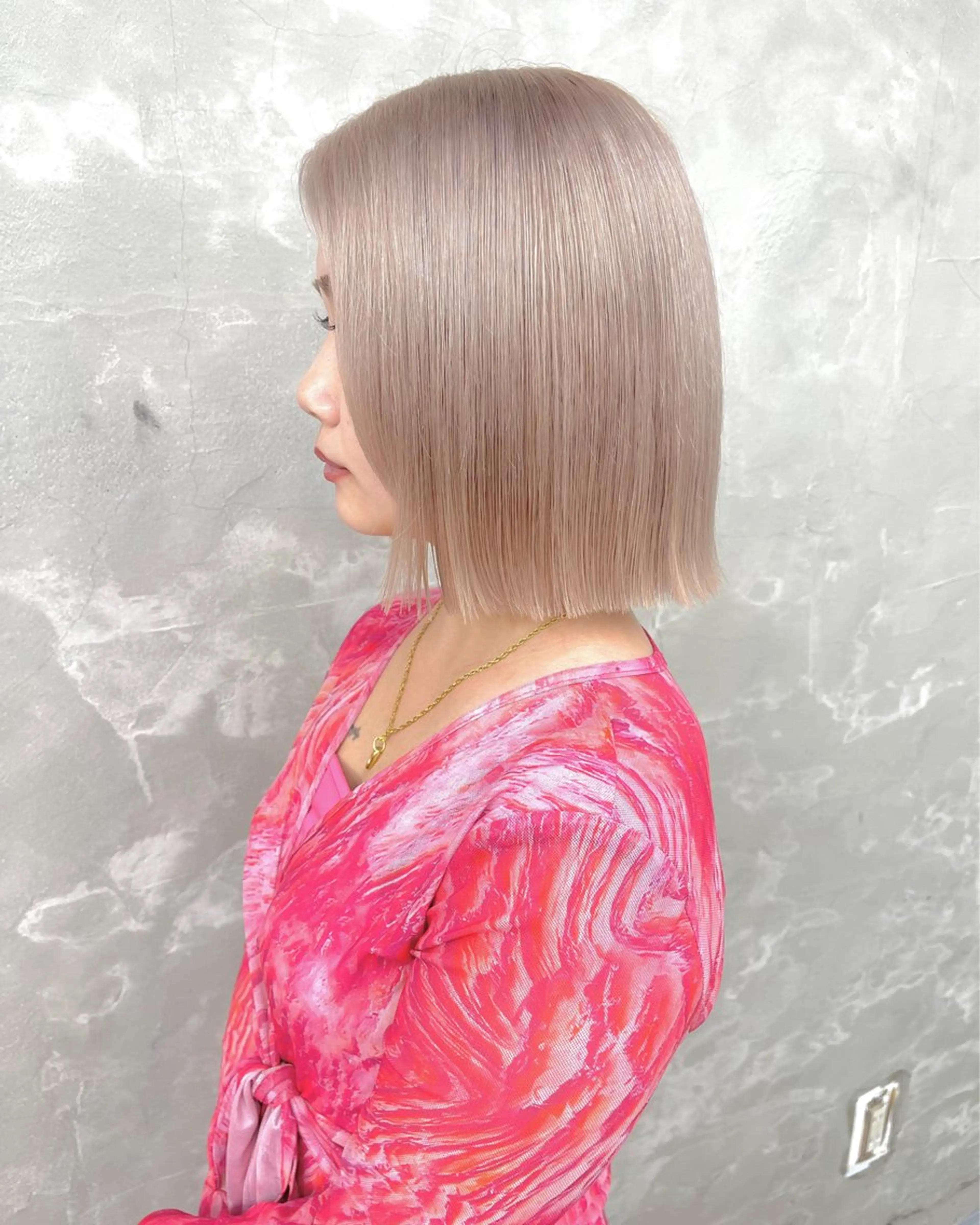ショート ヘアカラー トリートメント 🌙艶ハイトーン/ ミユウのヘアスタイル