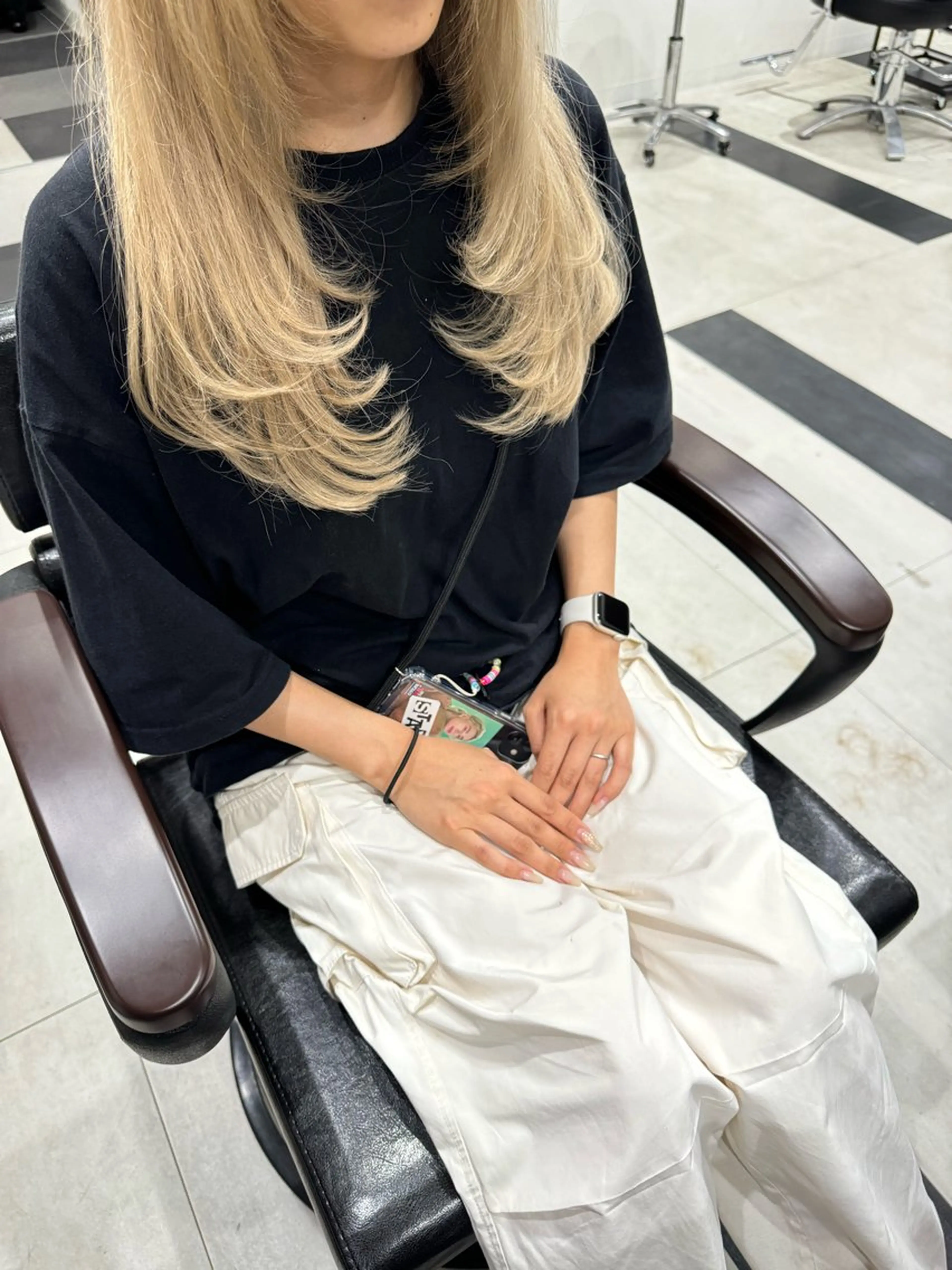 セミロング シールエクステ エクステ レイヤーカット Lovestasy 京都河原町店のヘアスタイル
