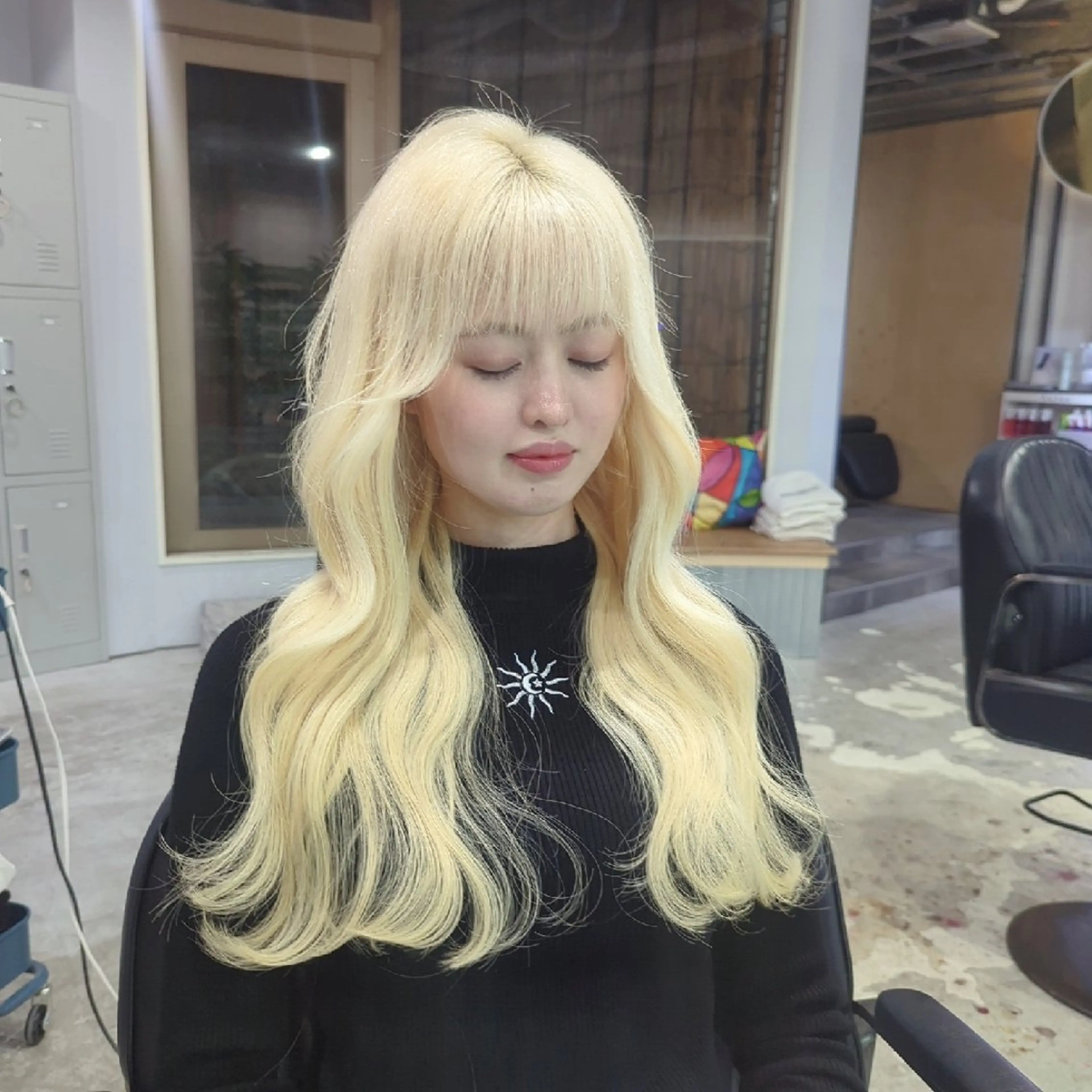 ロング ヘアカラー エクステ EDeN  Ryoりょうのヘアスタイル