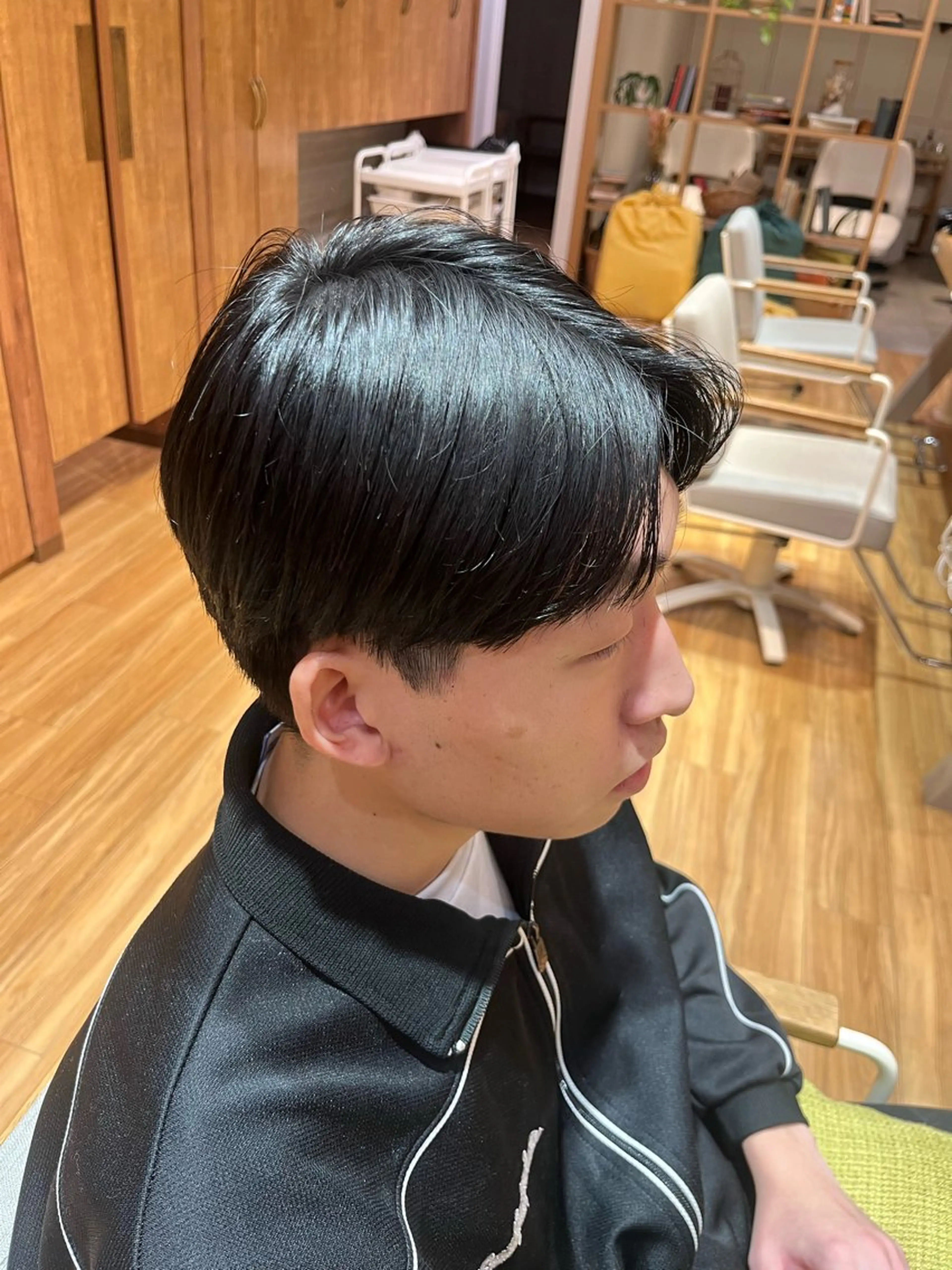 ショート 坂下 七星のヘアスタイル