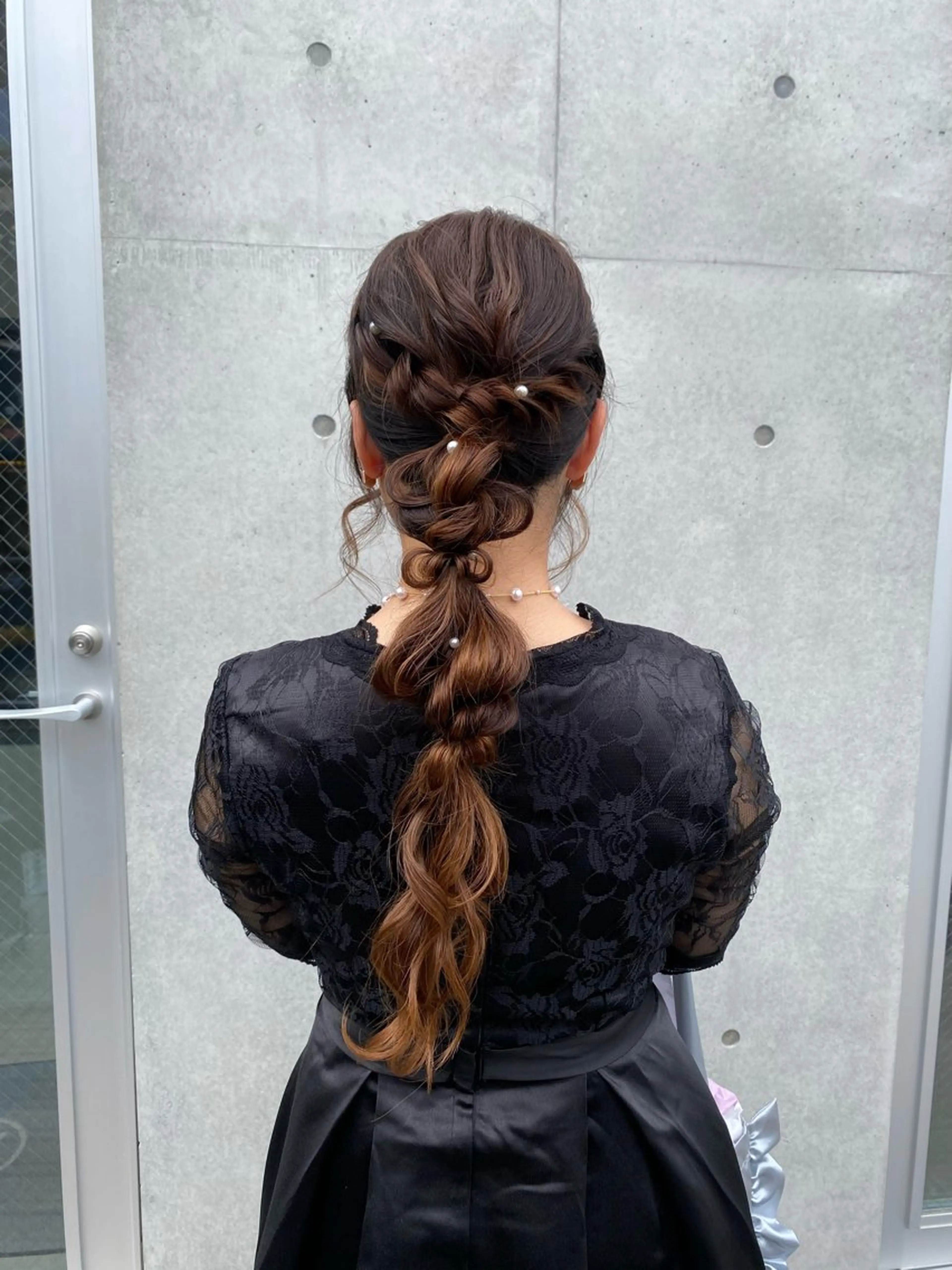 ミディアム カラー ヘアアレンジ 結婚式・ブライダル ヘアセット mina 🌷のヘアスタイル