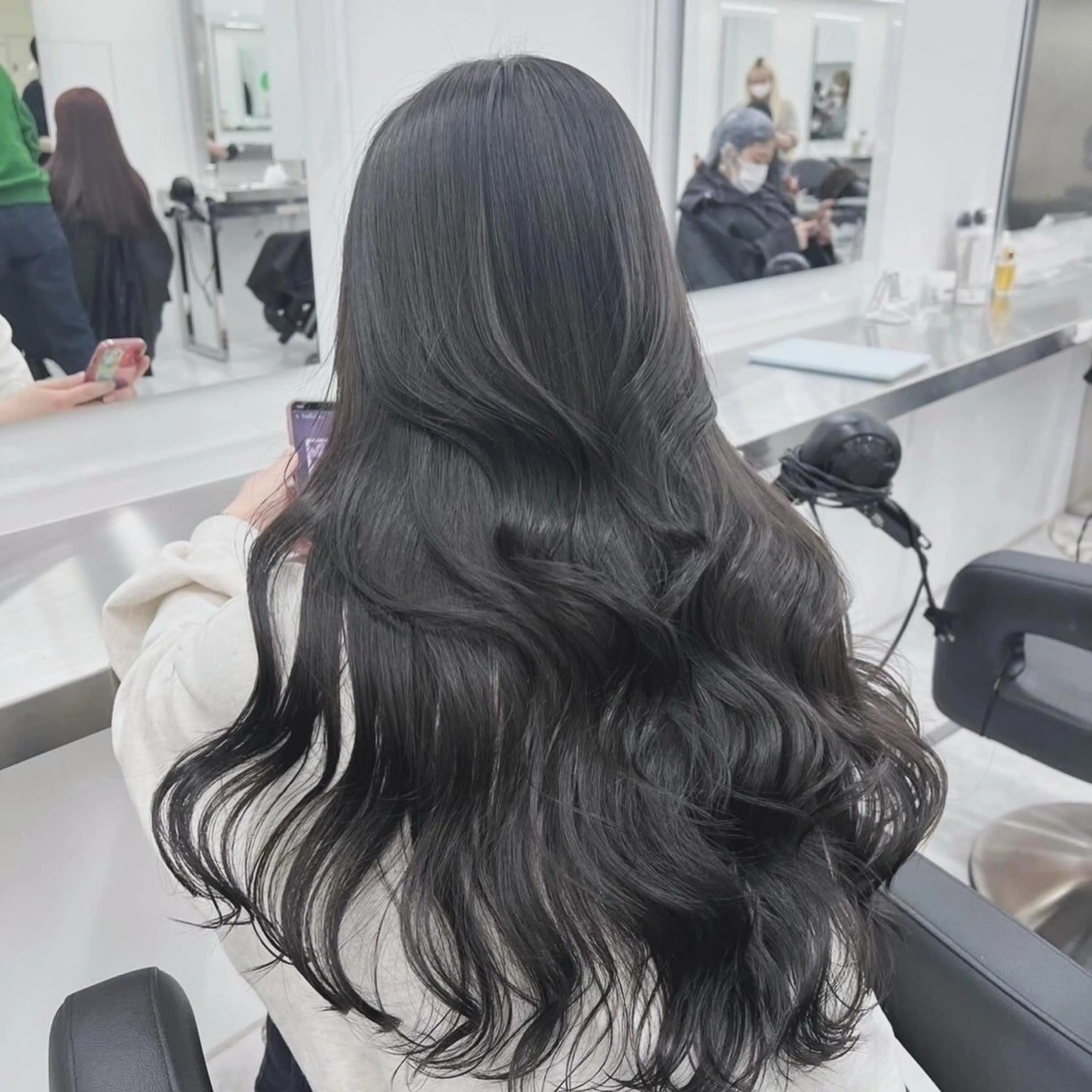 ロング カラー カット ヘアカラー トリートメント 大人っぽ韓国🤍ブリ ーチ/mitsukiのヘアスタイル