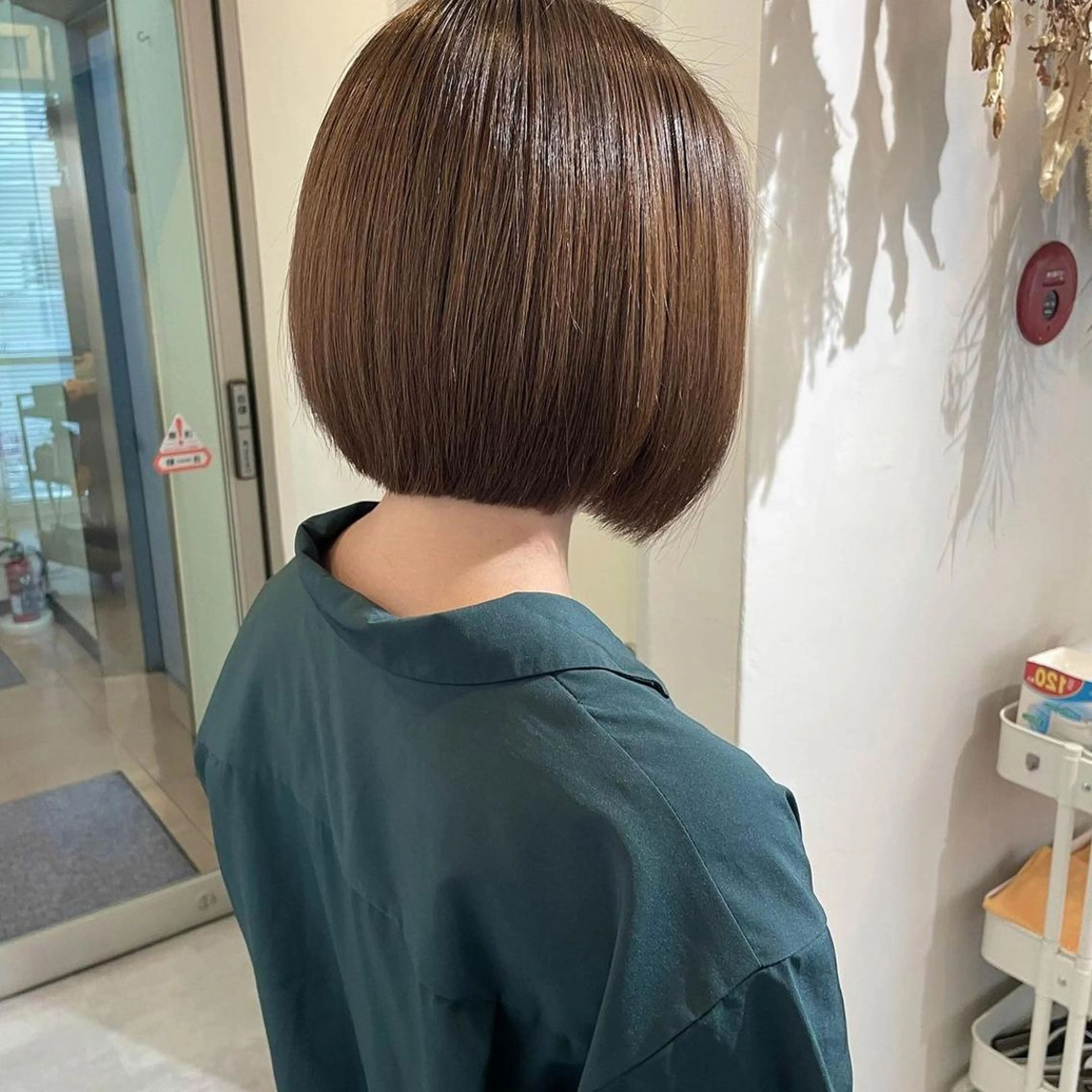 ショート カラー 髪質改善 Noe心斎橋店のヘアスタイル