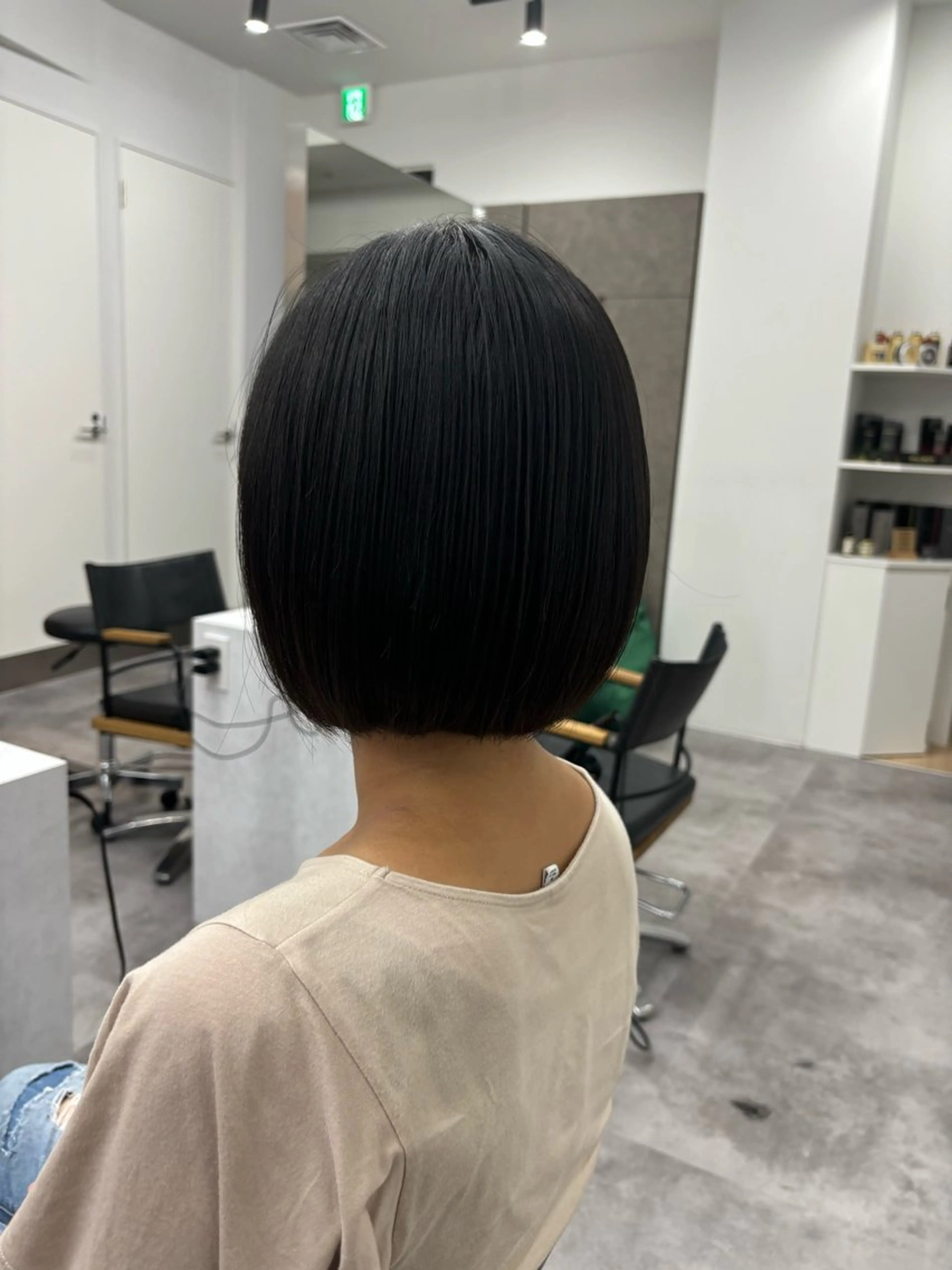ショート カラー ヘアアレンジ マエダ アズミ🌱のヘアスタイル