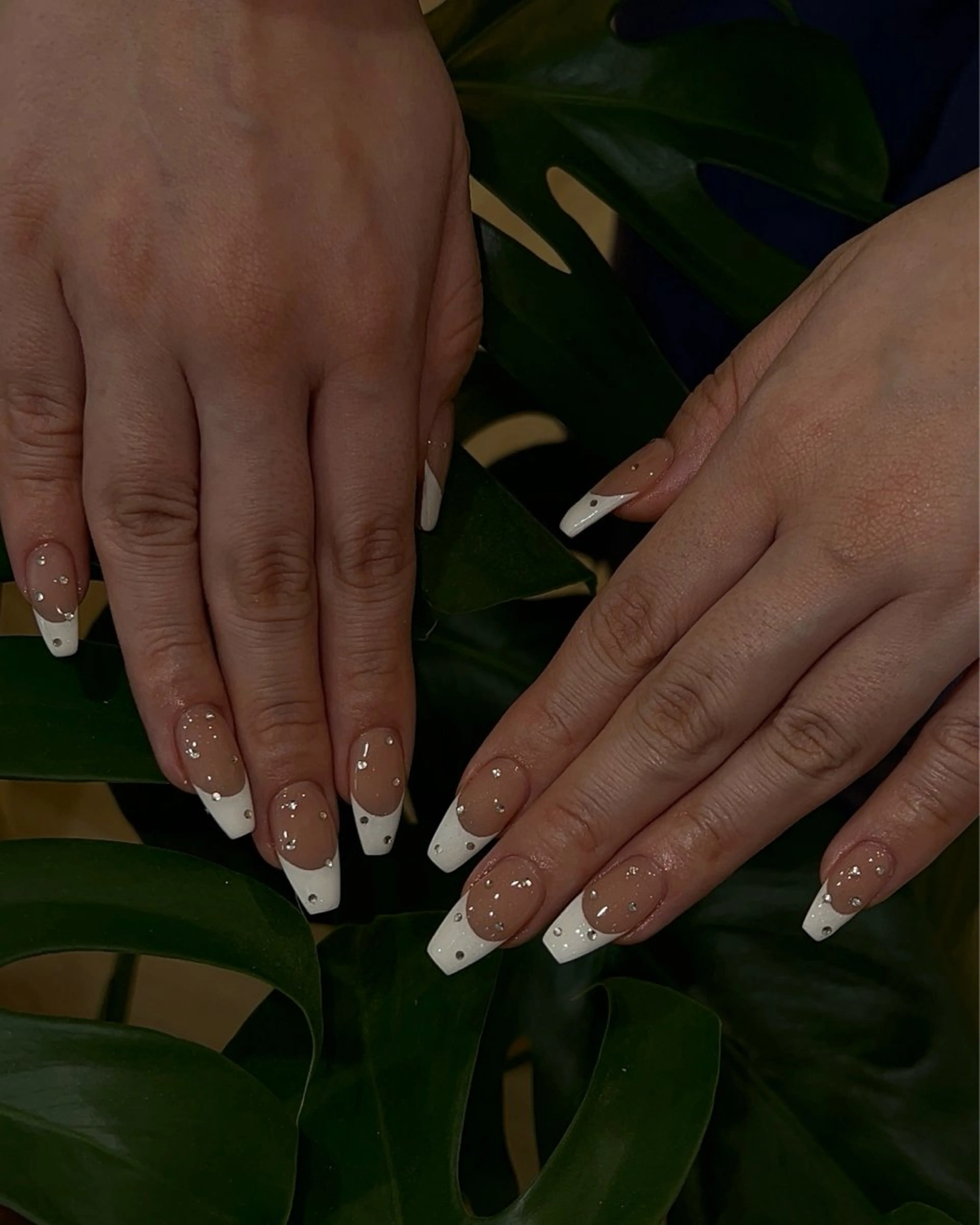 ネイル ハンドネイル フットネイル ハンドケア Nes.Nail所属・Miyagi Asamiのネイルデザイン