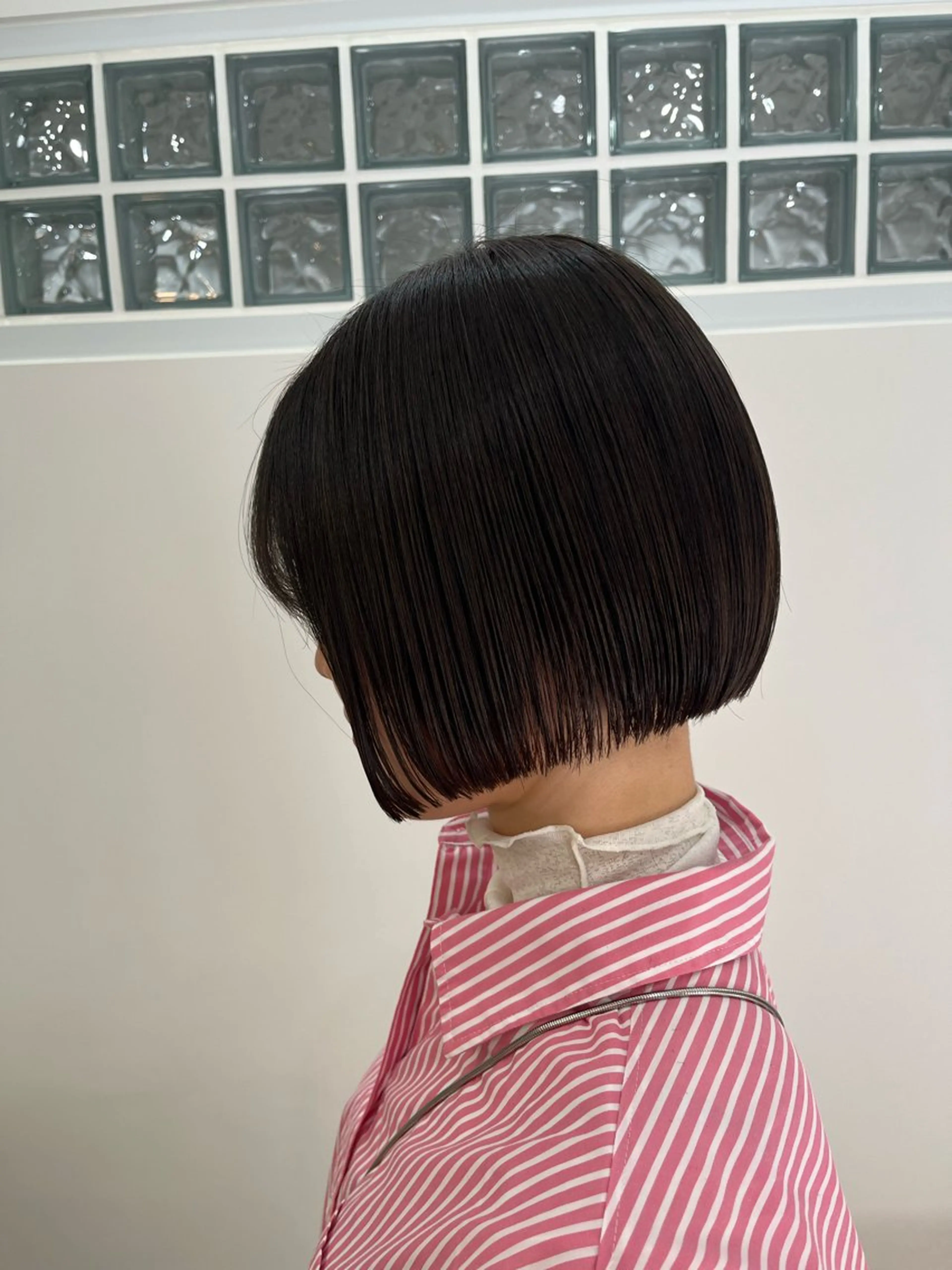 ショート カット ボブ/ハイトーン特化 solua上本町のヘアスタイル