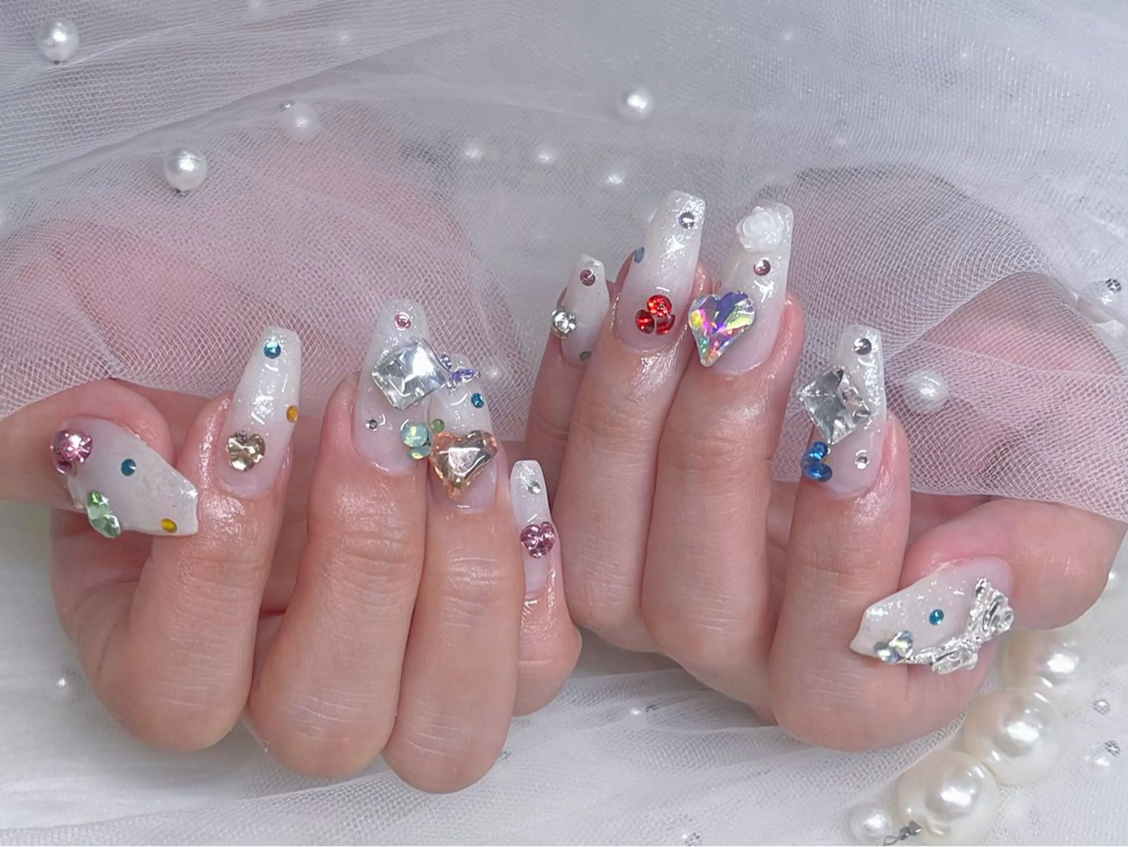 ミディアム Chiin Nail Stylistのネイルデザイン