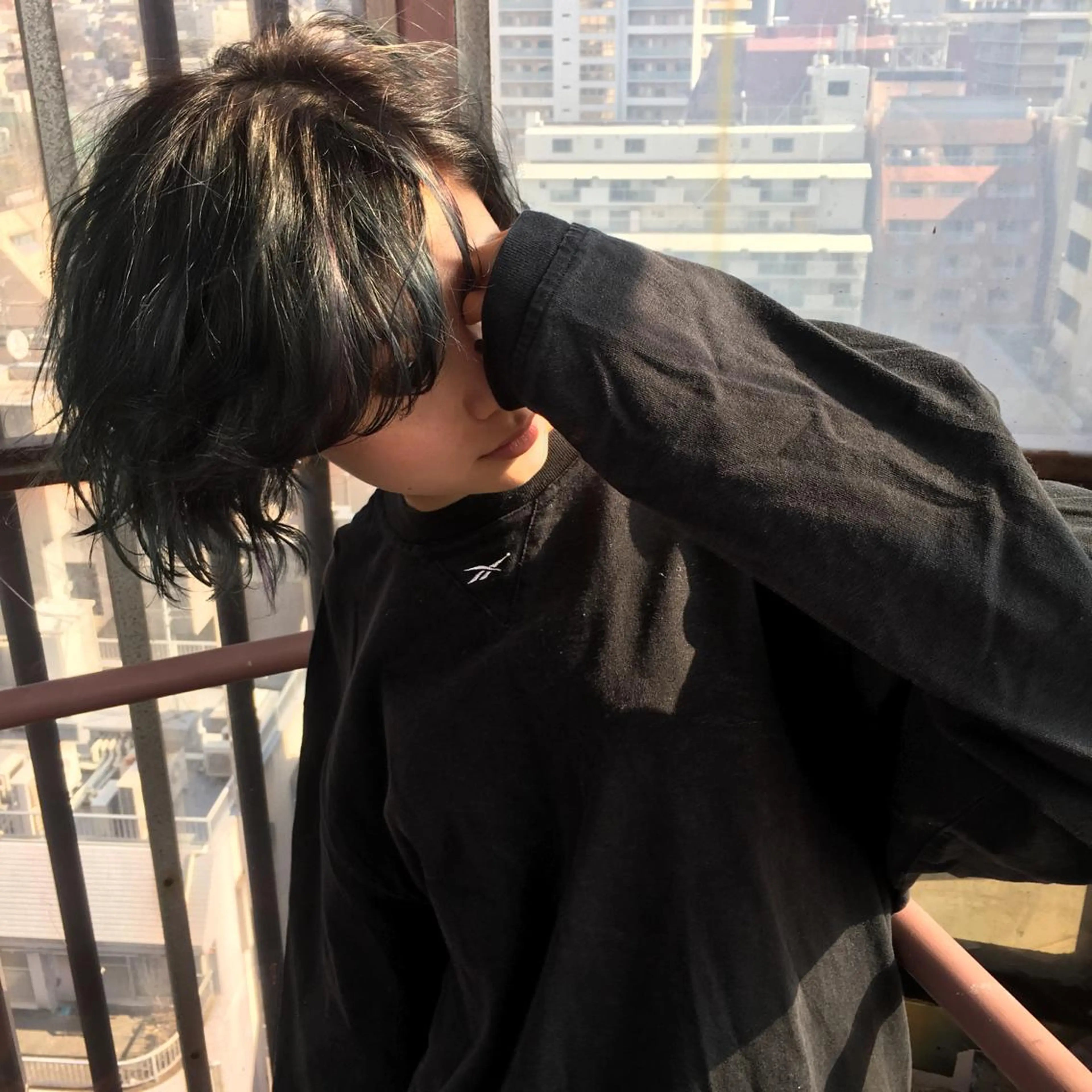 ショート カラー レイヤーカット BLend 渋谷のヘアスタイル