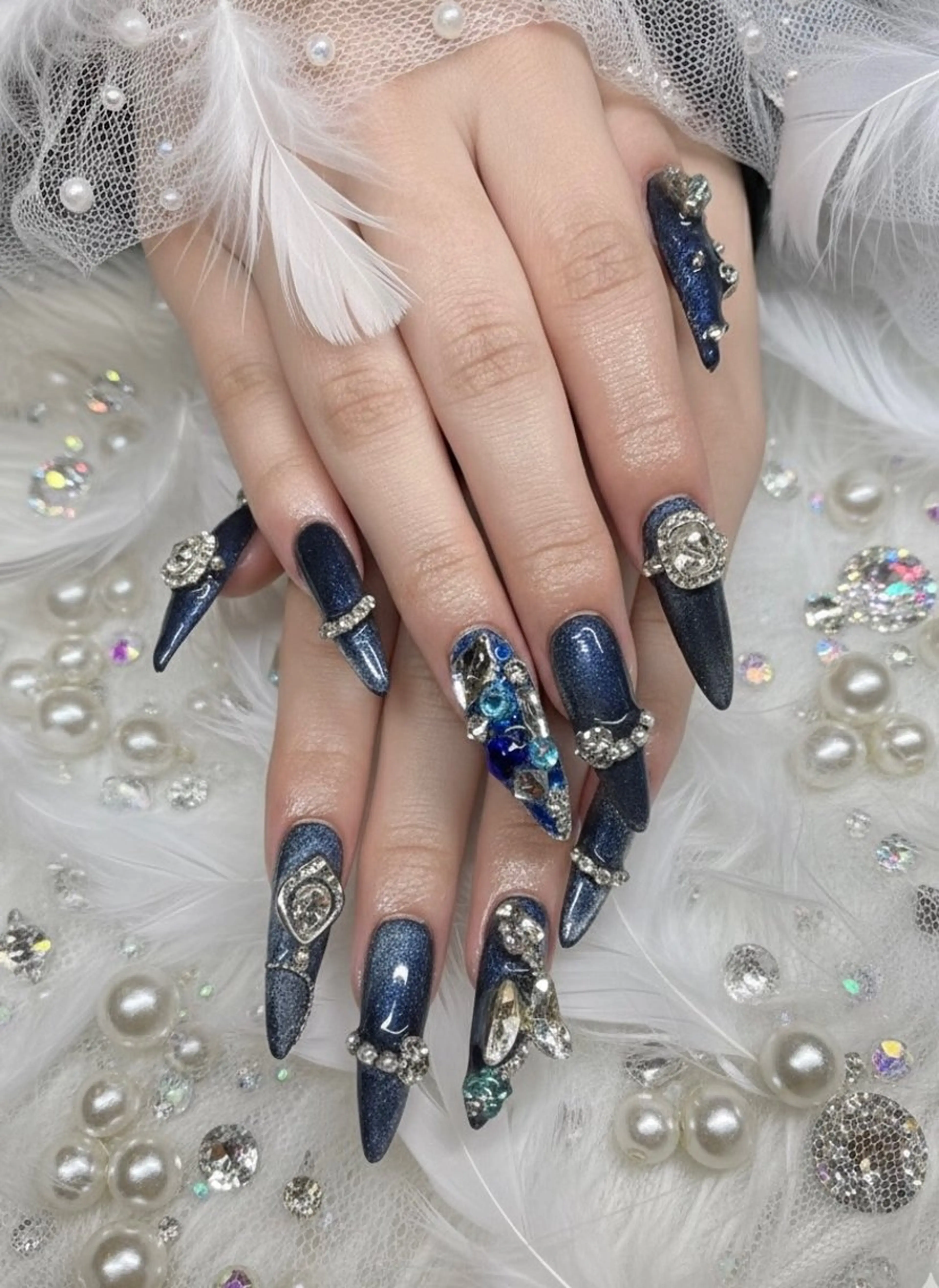 ネイル マグネットネイル ネイビー ハンドネイル 24時間営業 UNABOMBAのネイルデザイン