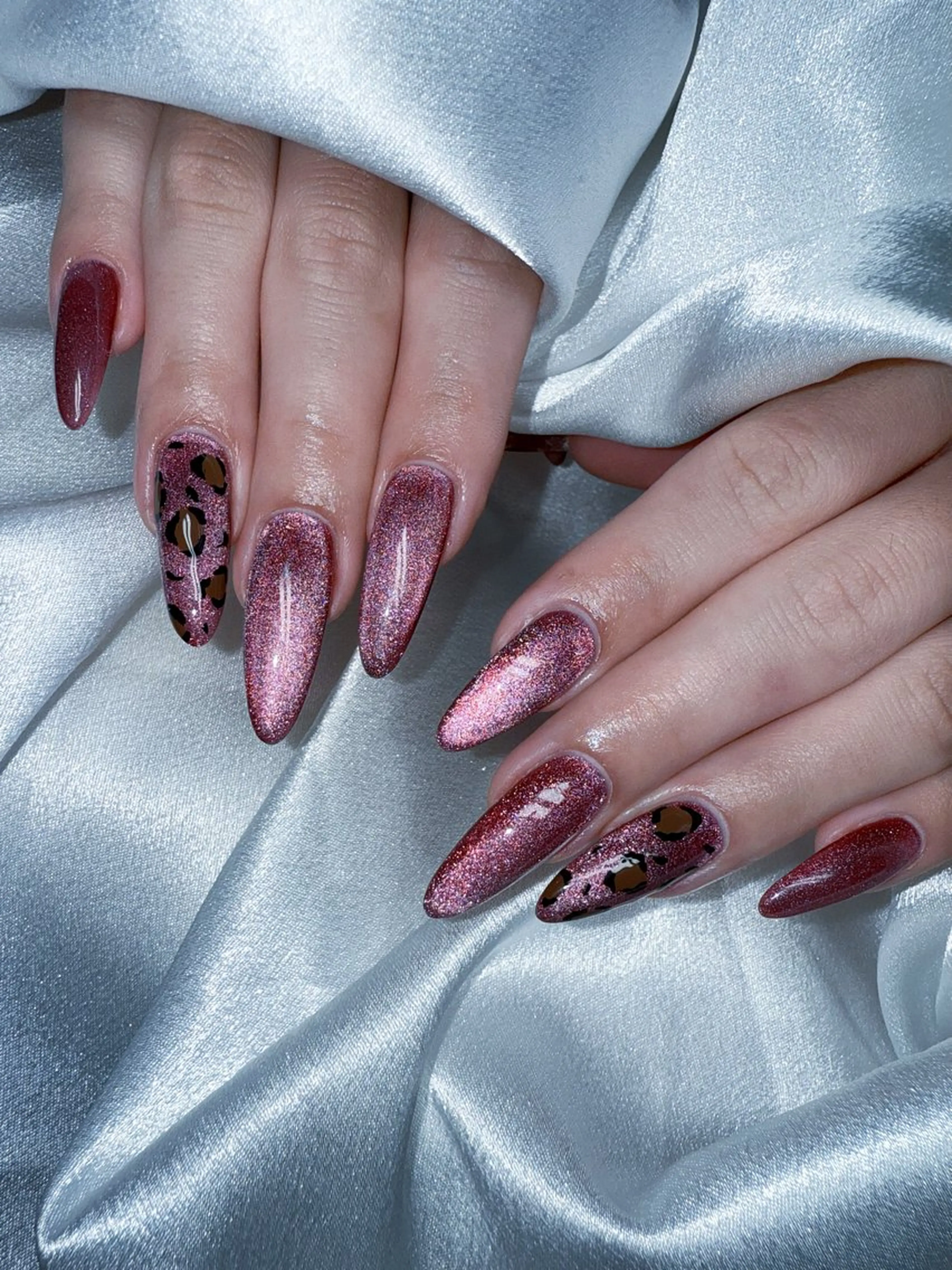 ネイル UniqueNail 長さだし専門店のネイルデザイン