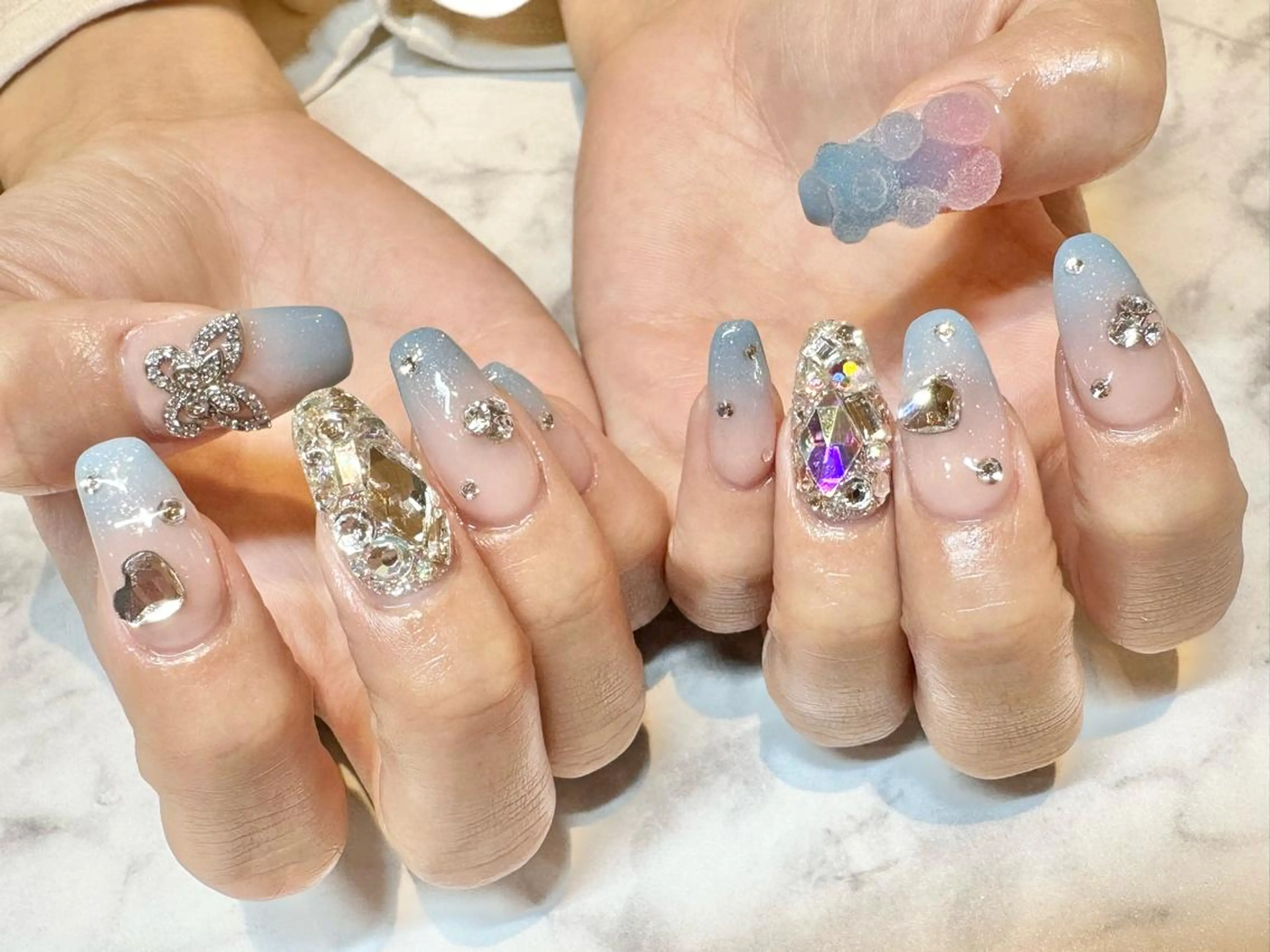 ネイル ハンドネイル Bianca名駅 🪼店長sagawaのネイルデザイン