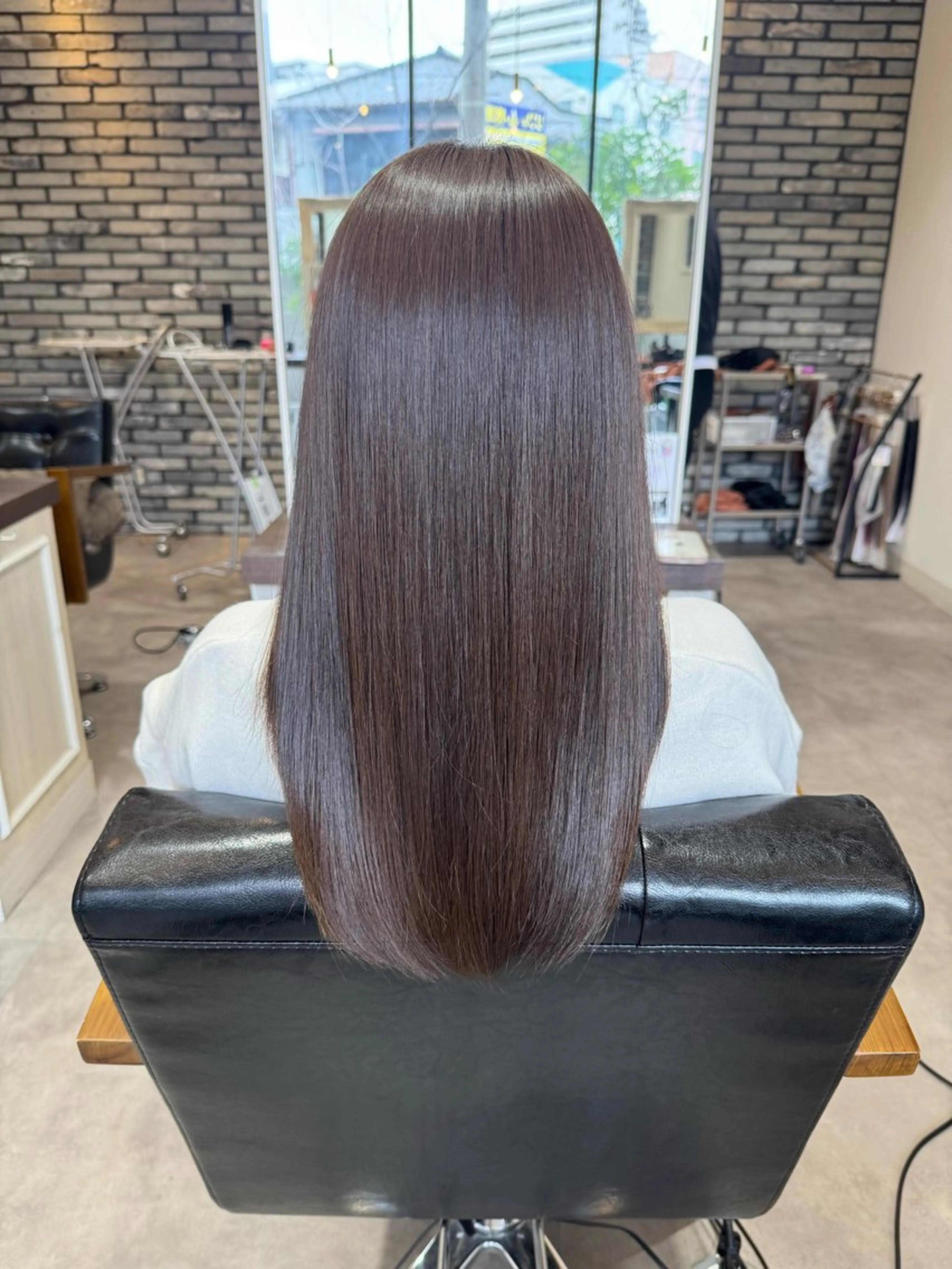 ロング カラー カット ヘアカラー トリートメント Uni.所属・地毛風ストレート/ 髪質改善/榎本流行のヘアスタイル