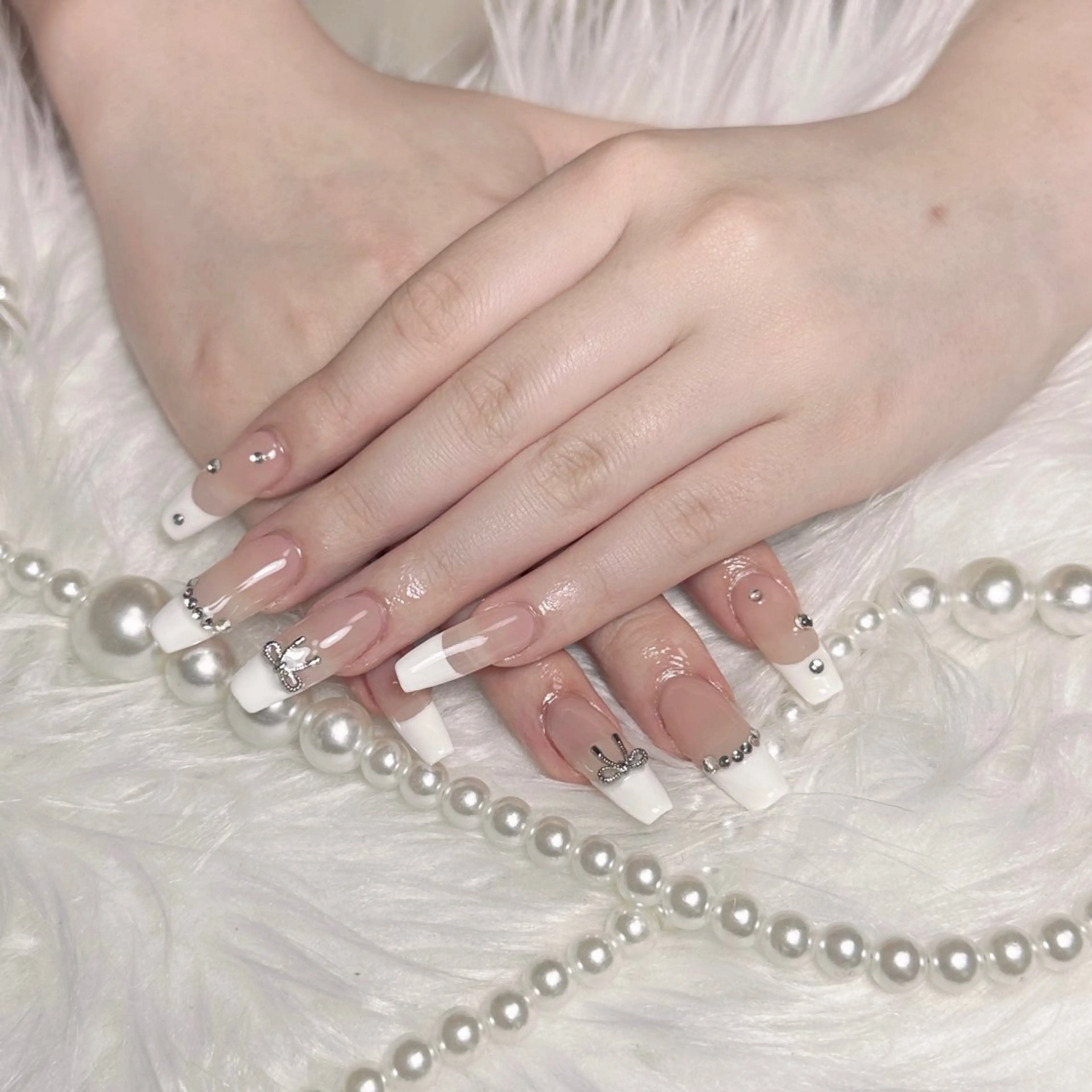 ネイル ハンドネイル ☁️Minmin Tsuki💙🩵のネイルデザイン