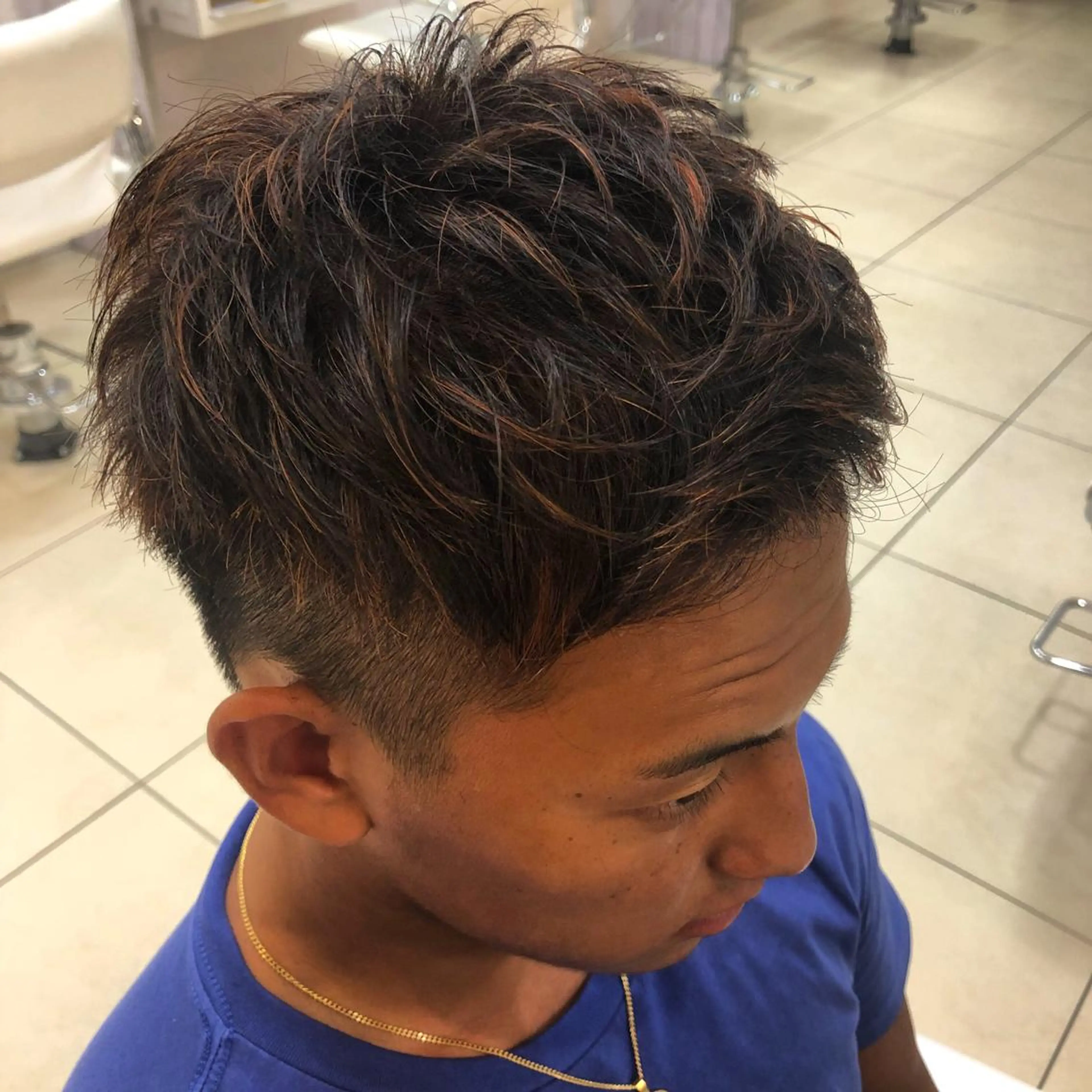 ショート メンズ アップバング メンズメッシュ カルマ・ニュアンス パーマ　須田龍世のヘアスタイル