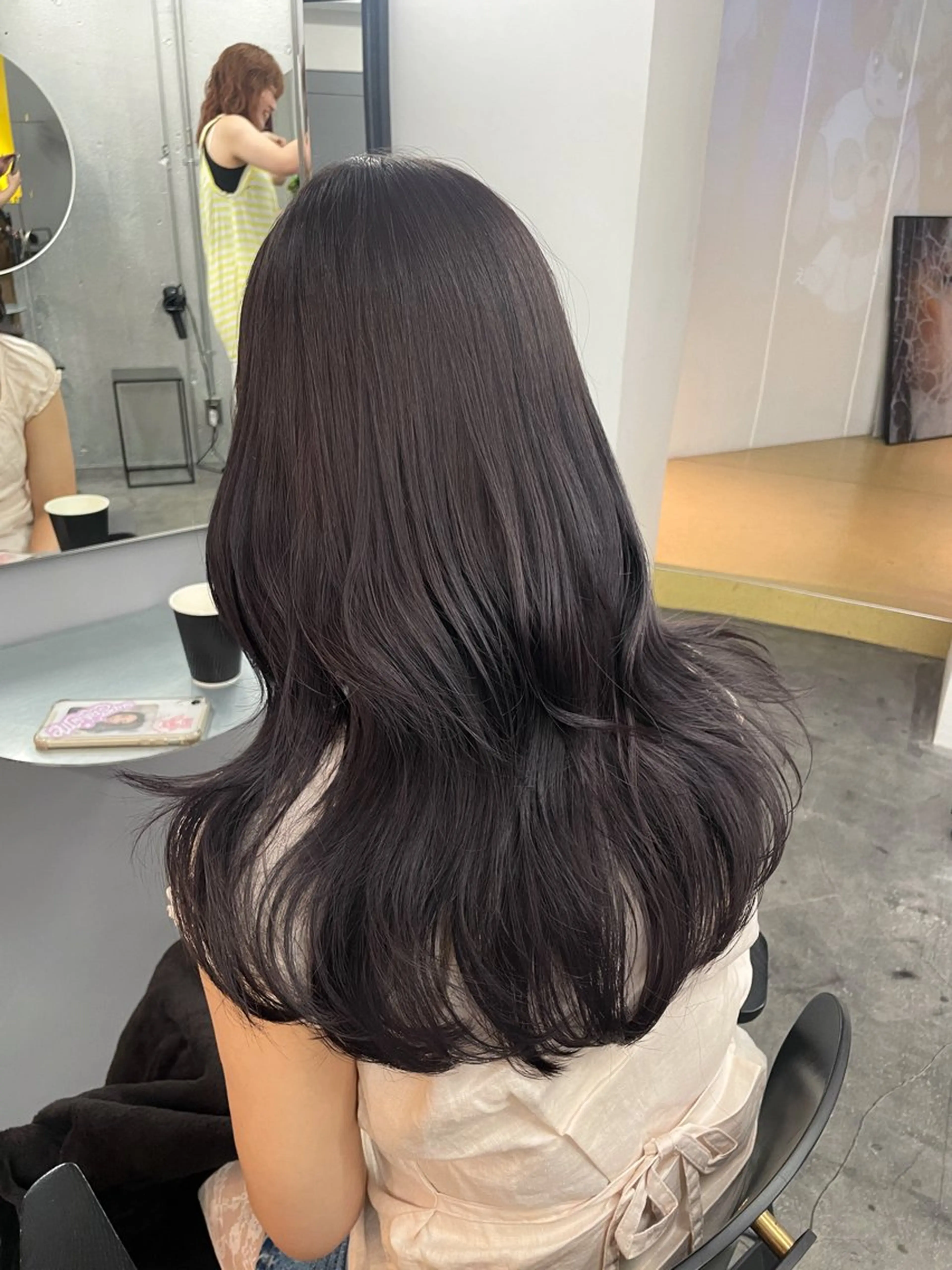 ミディアム カラー ヘアアレンジ 透明感カラー ラベンダーカラー ラベンダーグレー レイヤーカット カット ヘアカラー ハッシュカット/ 韓国ヘア☽⋰mahoのヘアスタイル