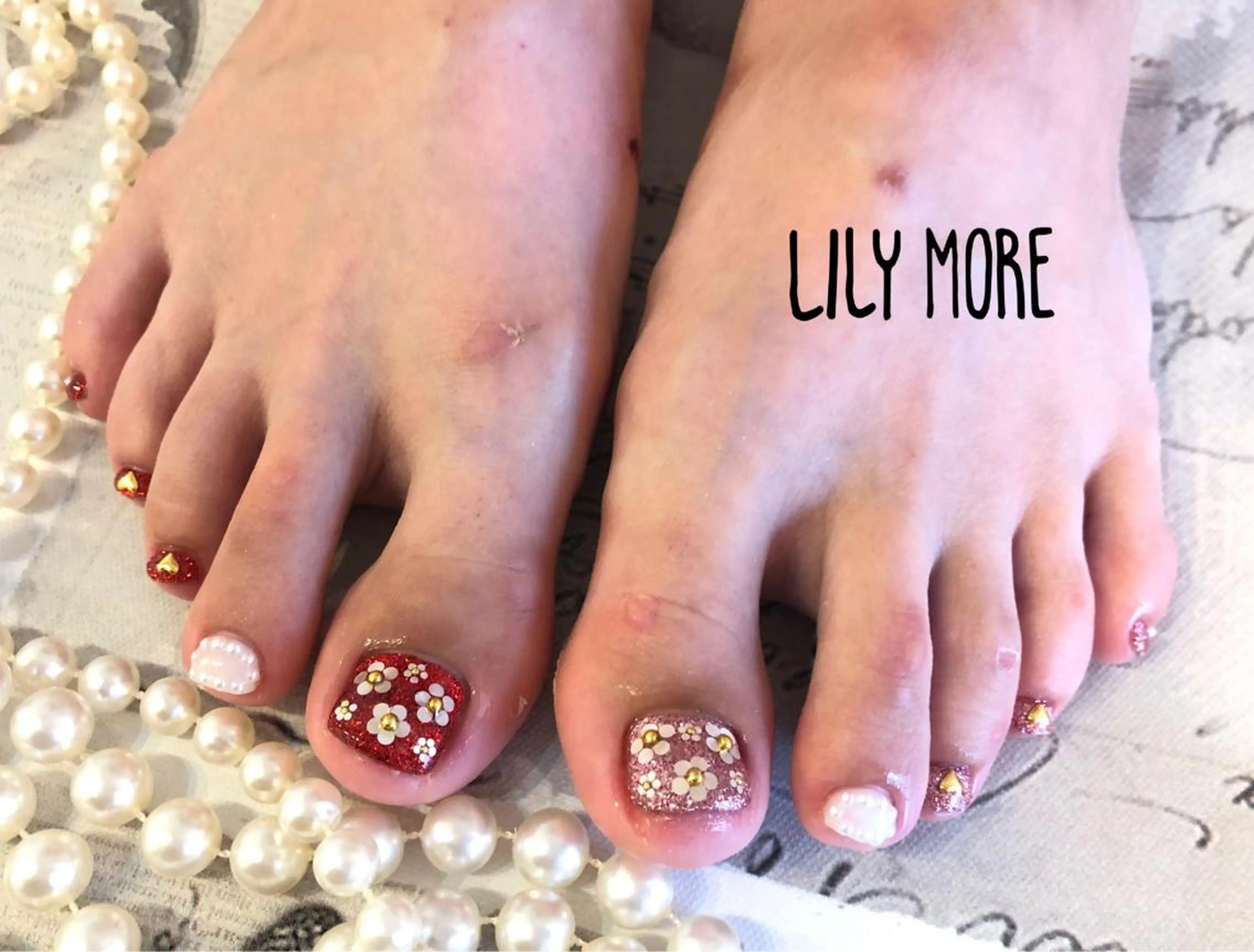 ネイル フットネイル Lily closetのネイルデザイン