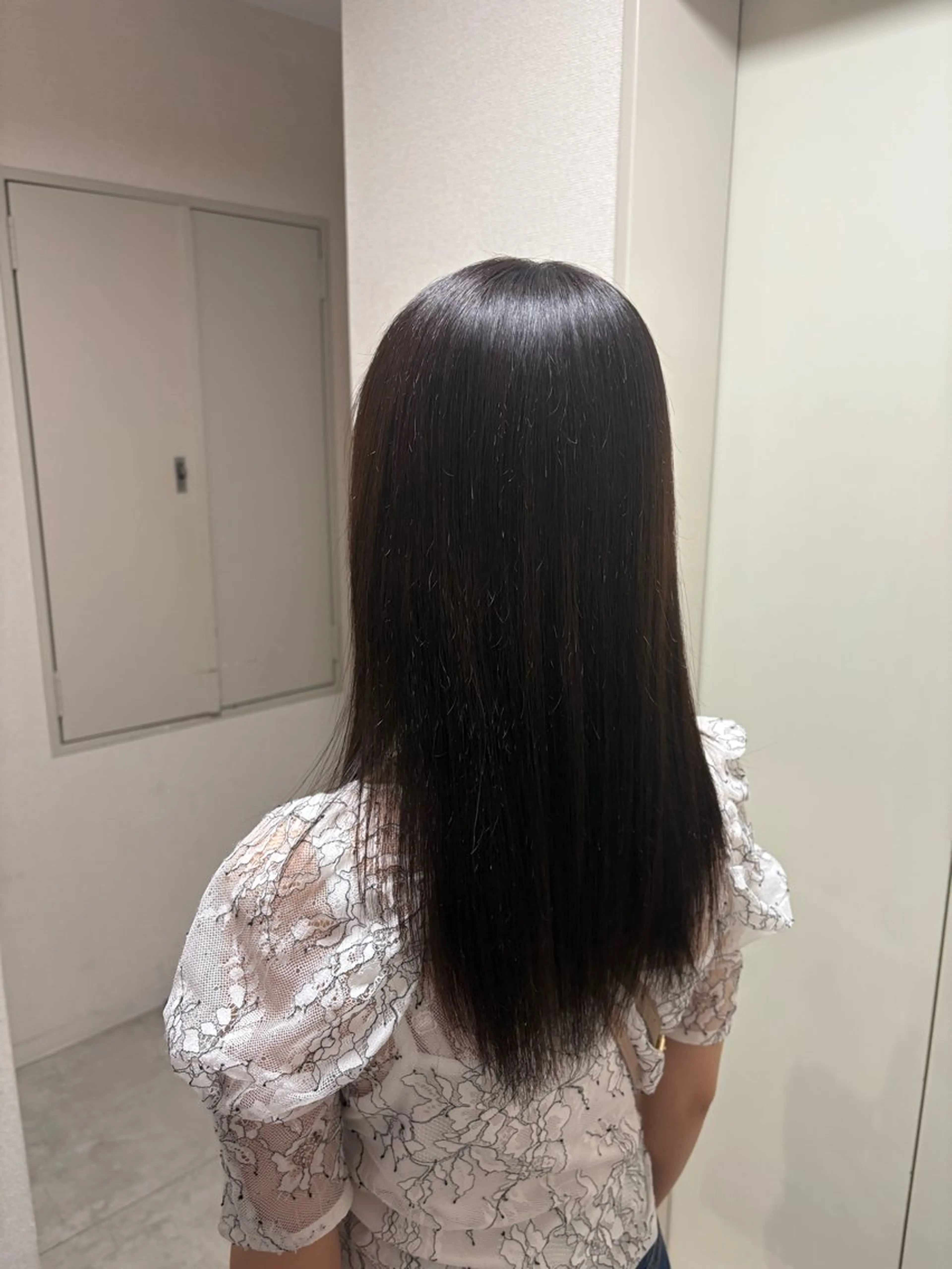カット＋縮毛矯正＋トリートメントの写真