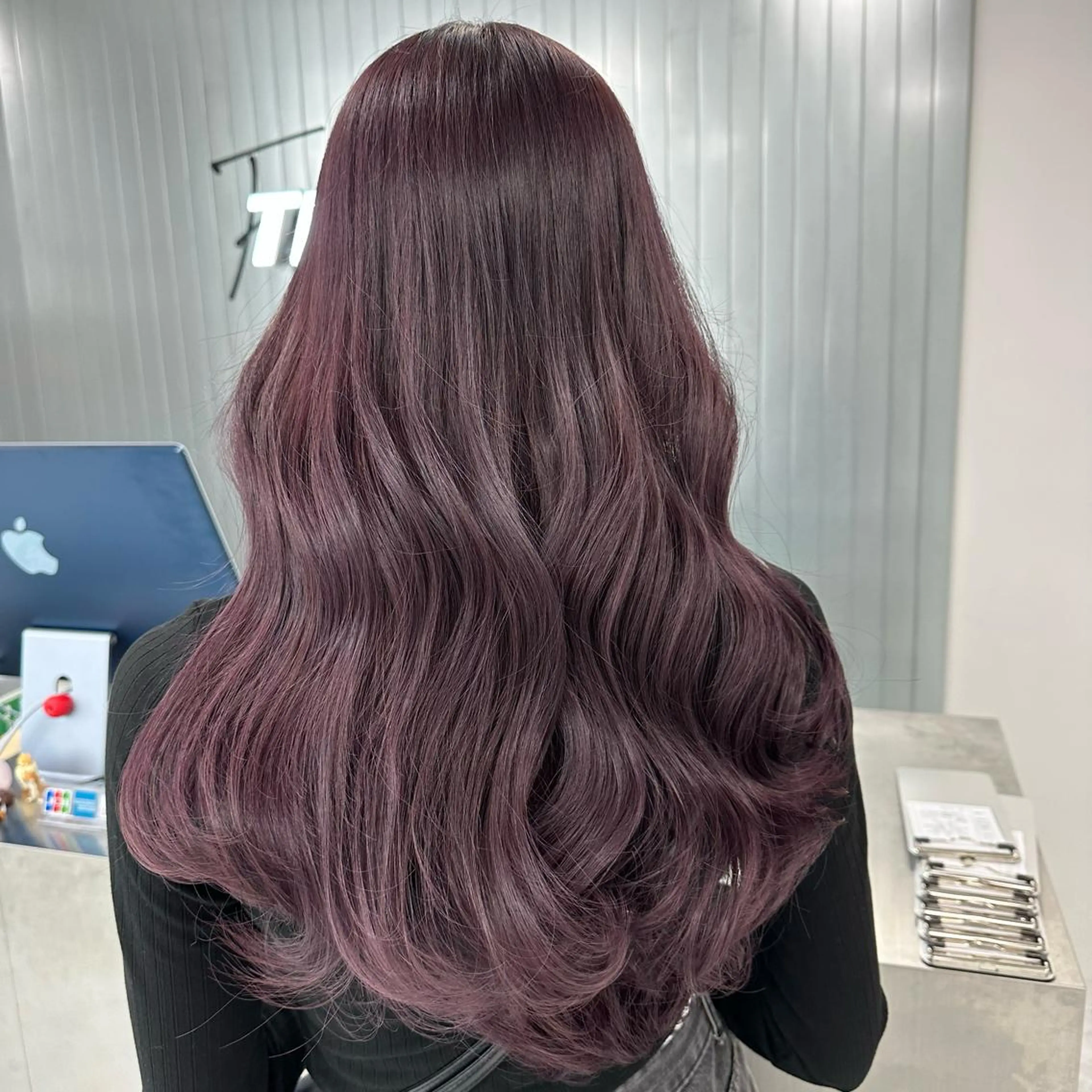 ロング カラー ケアブリーチ 韓国レイヤーKYONのヘアスタイル