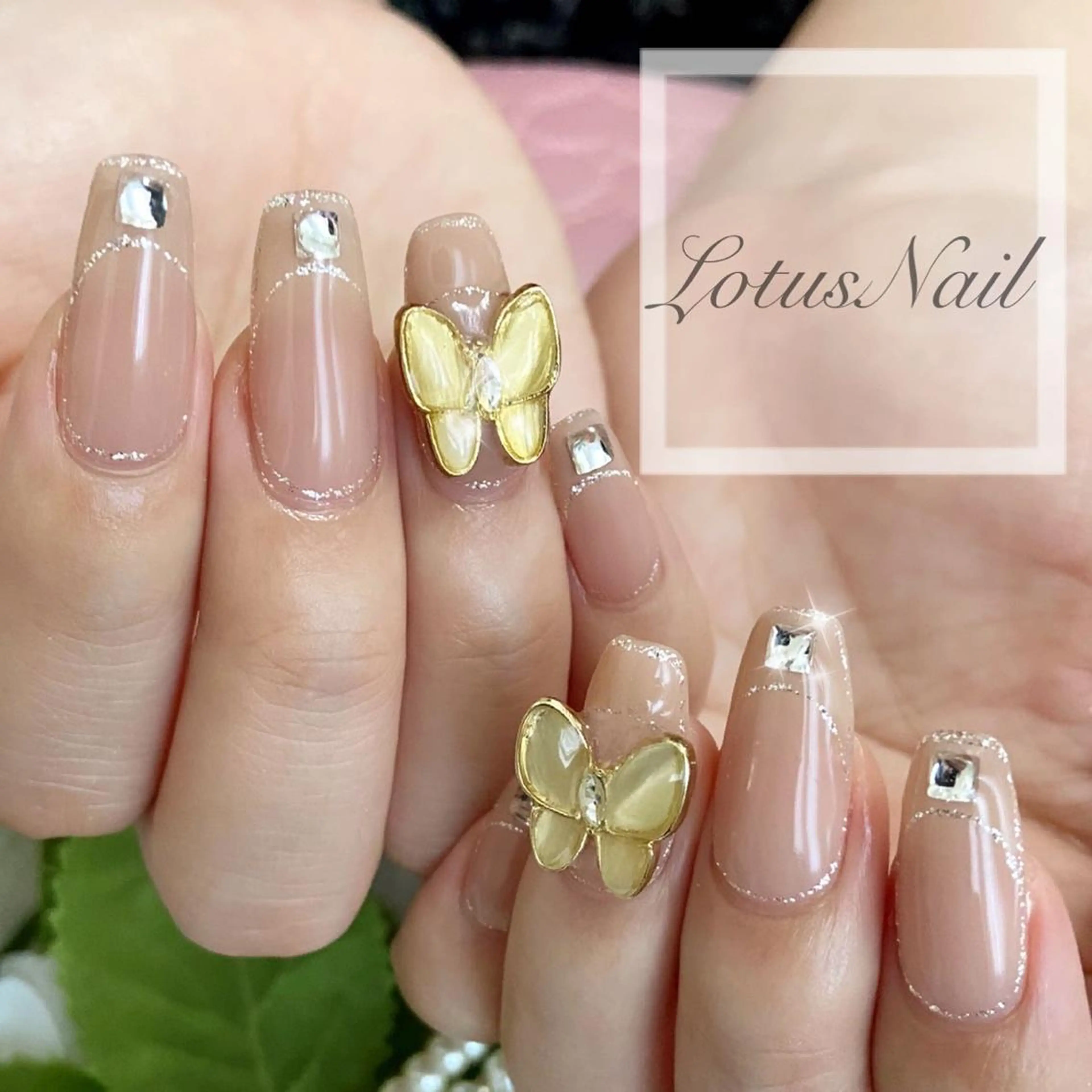 ネイル ハンドネイル Lotus Nailのネイルデザイン