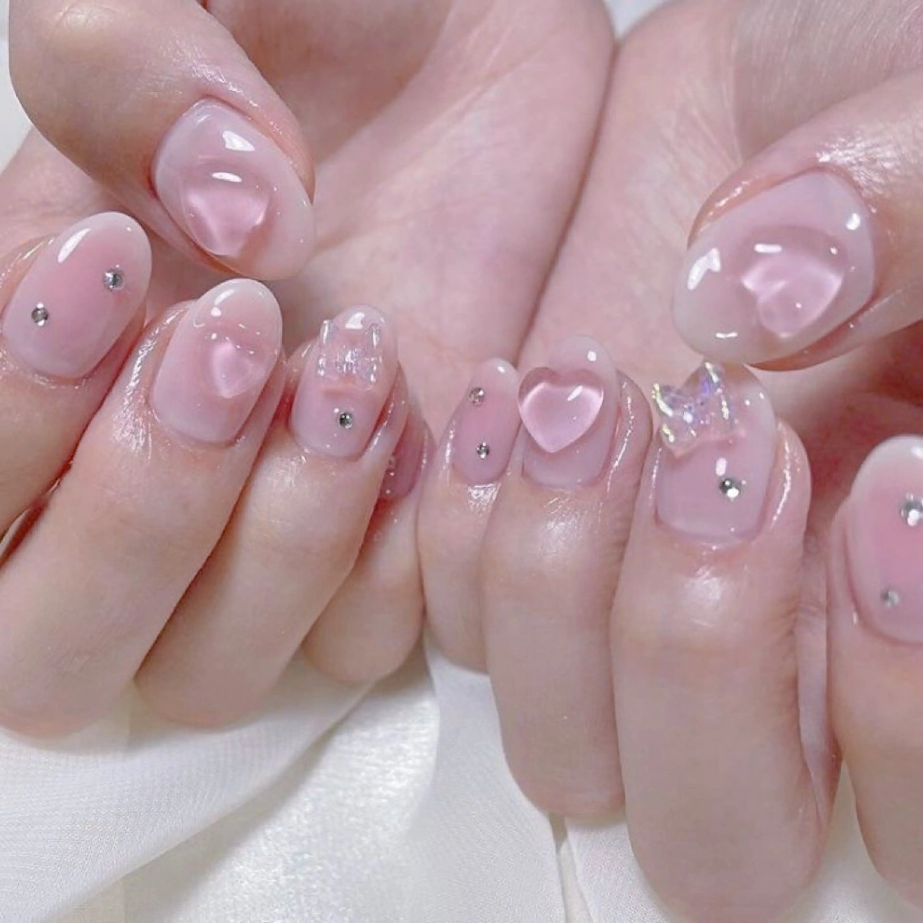 ネイル アートネイル ハンドネイル 🦋y y Nail 🤍のネイルデザイン