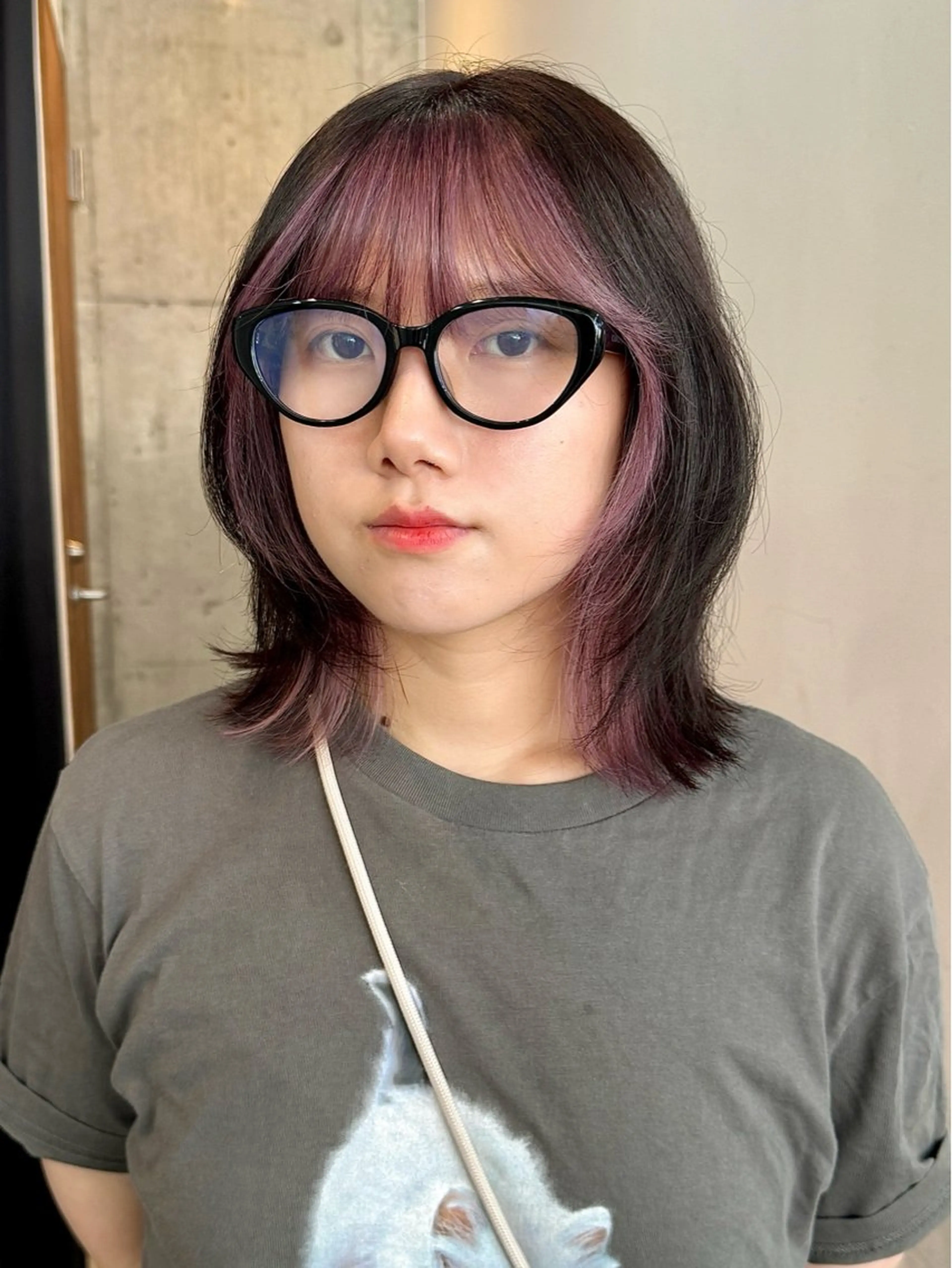 ショート カラー ラベンダーカラー ピンクカラー ピンクラベンダー ヘアカラー 切りっぱなしボブ/ ブリーチカラー/大塚のヘアスタイル