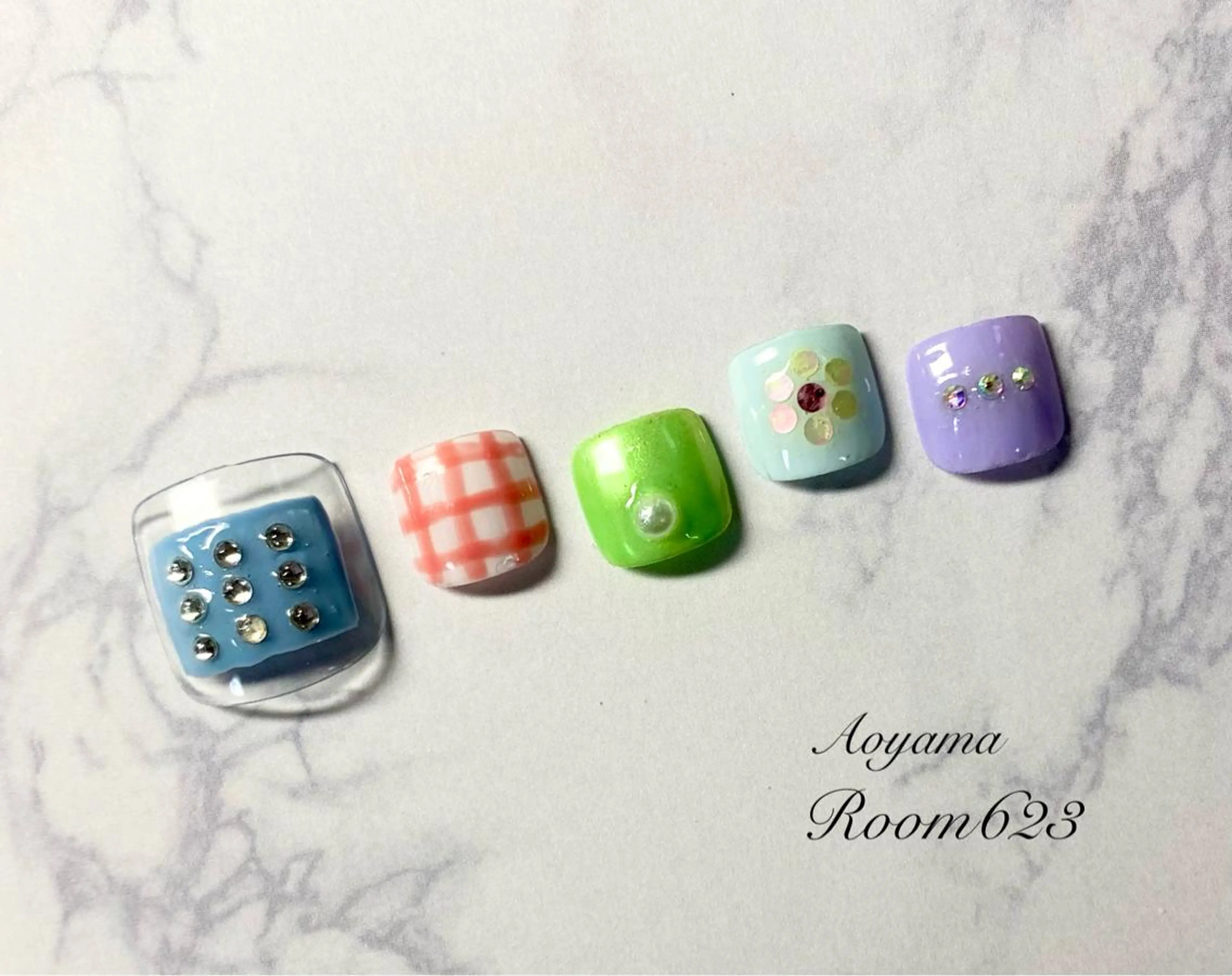 ネイル 青山ルーム735 yukiのネイルデザイン