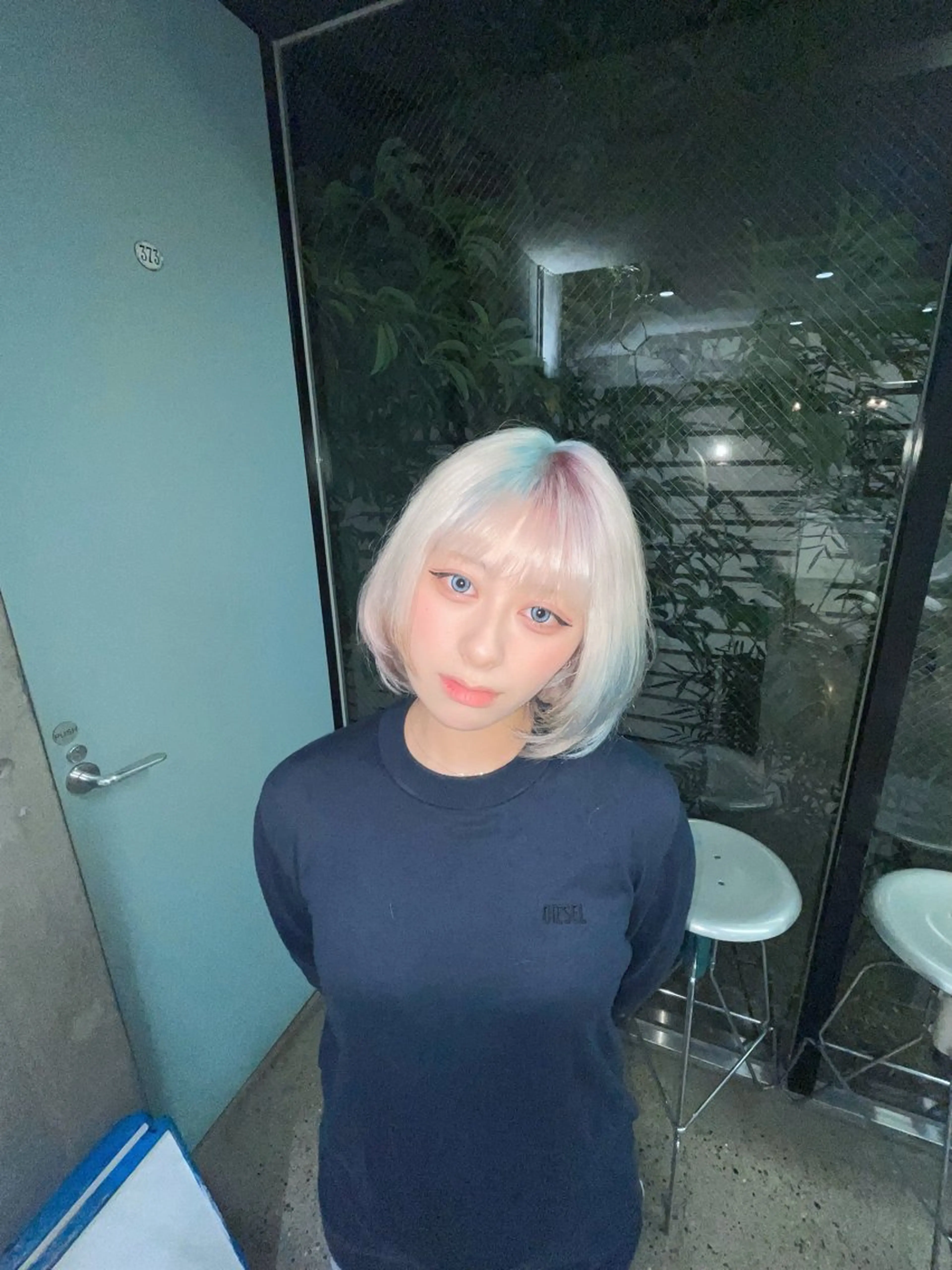 カラー カット ヘアカラー トリートメント ハイトーン/ブリーチ /ウルフ/しゅーたのヘアスタイル