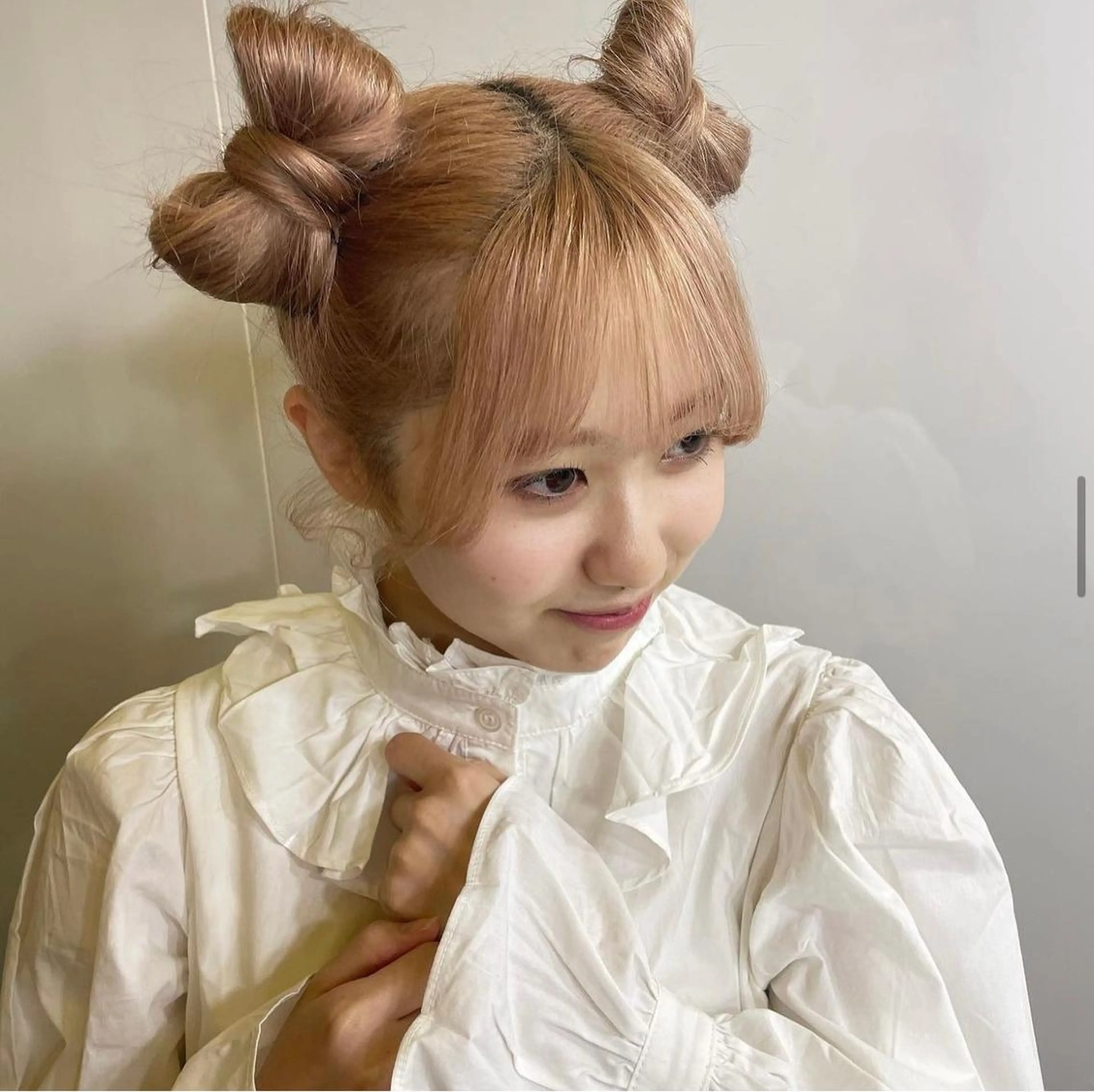 ヘアアレンジ 暖色/艶カラー/ エクステ/ユリヤのヘアスタイル