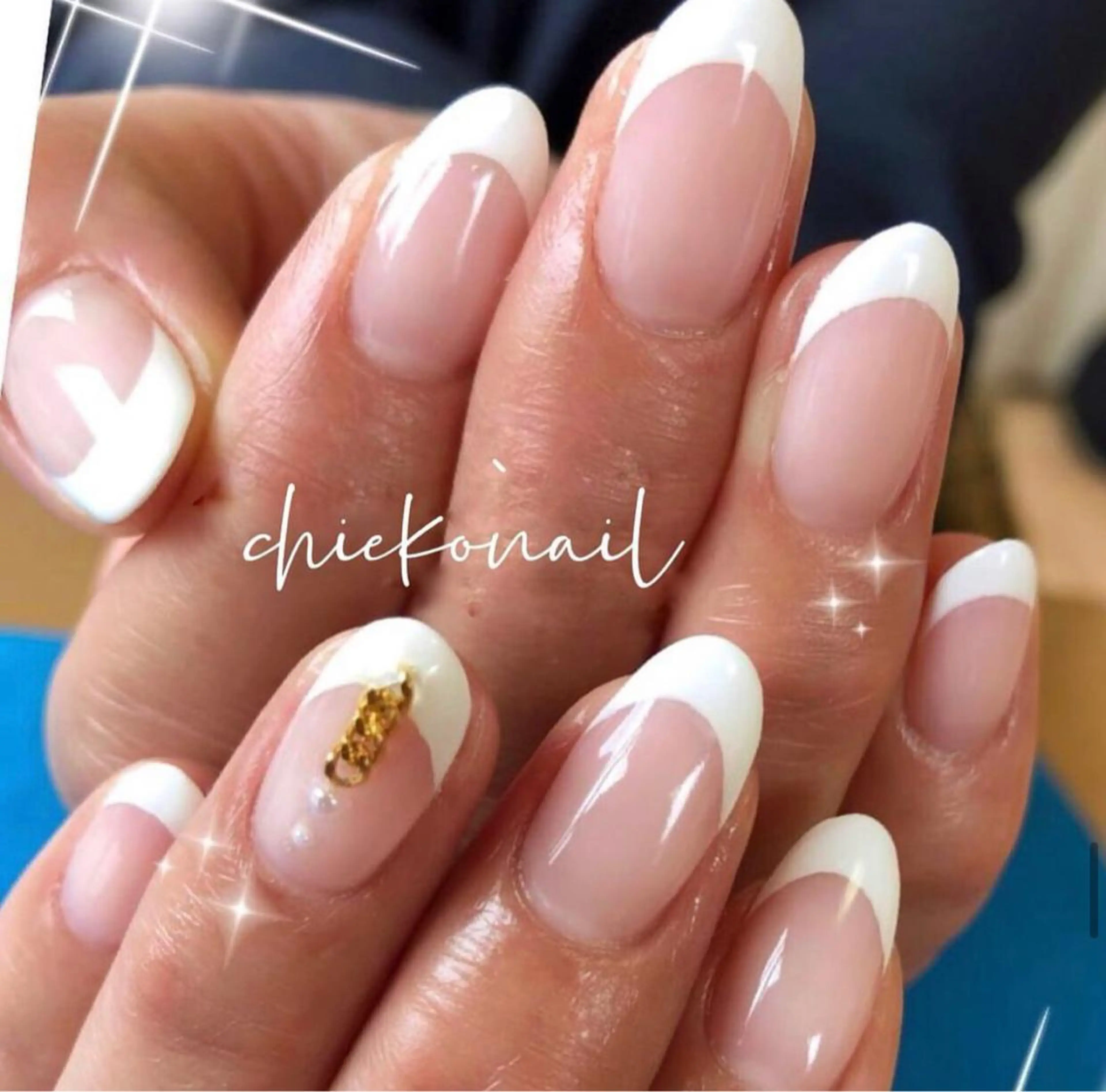 ネイル フレンチネイル chieko'nail所属・CHILL NAILのネイルデザイン