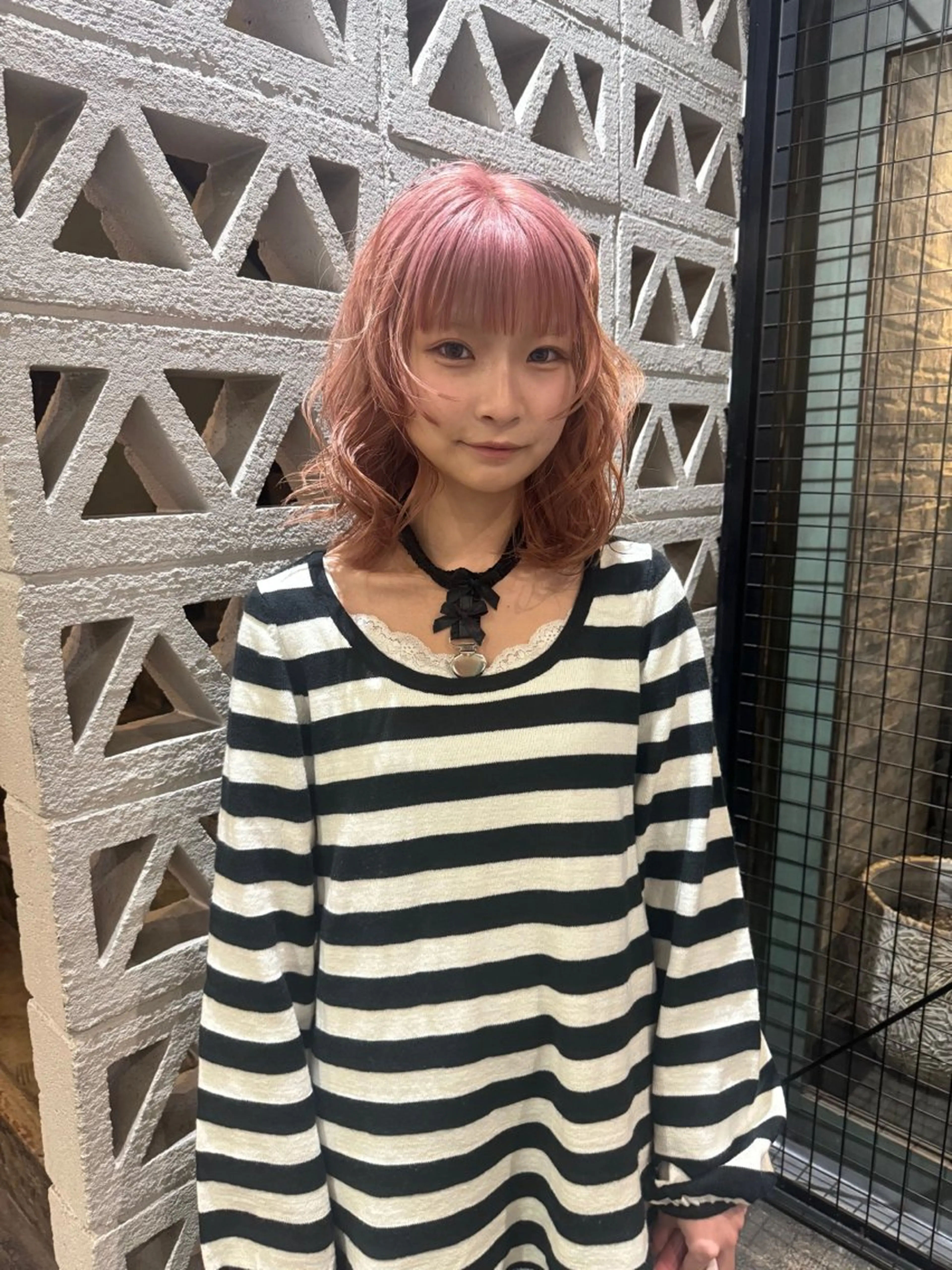 ミディアム カット ヘアカラー HIKARIS 長澤彩のヘアスタイル