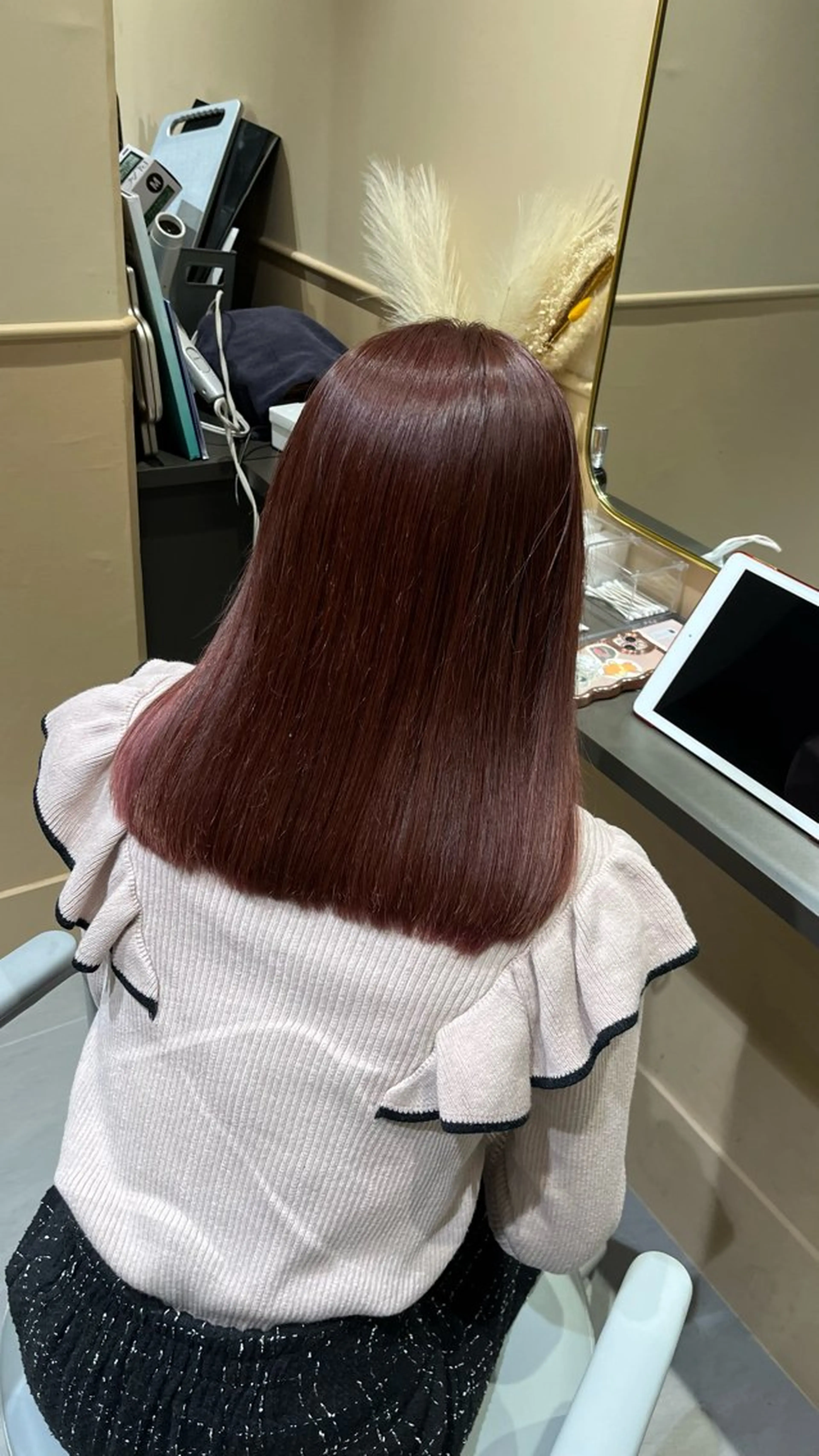 セミロング カラー ブラウンカラー ピンクカラー ピンクブラウン ヘアカラー トリートメント 🫧tomoka 透明感カラー🫧のヘアスタイル
