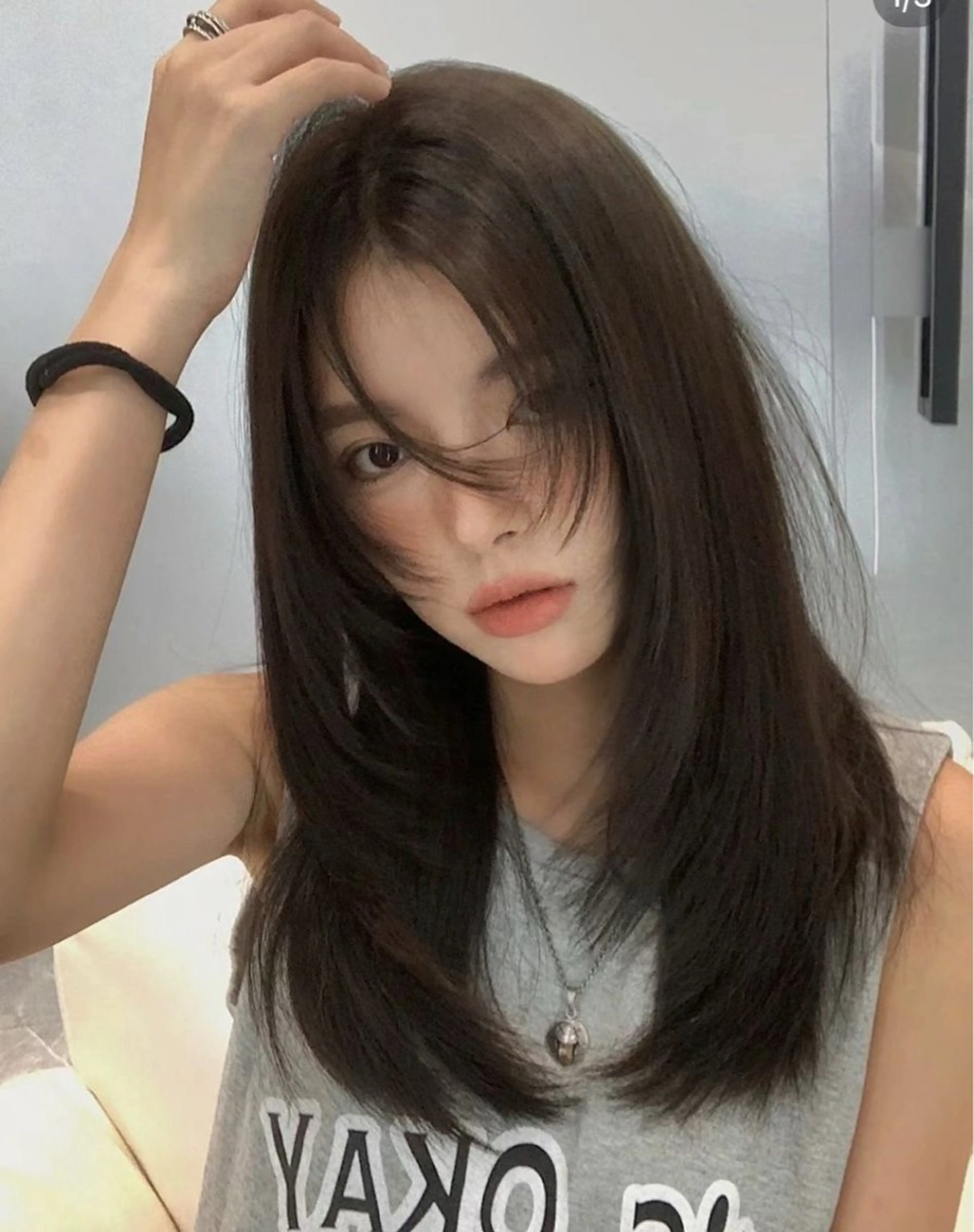 ロング レイヤー 顔周り グレージュ/添田晃基のヘアスタイル