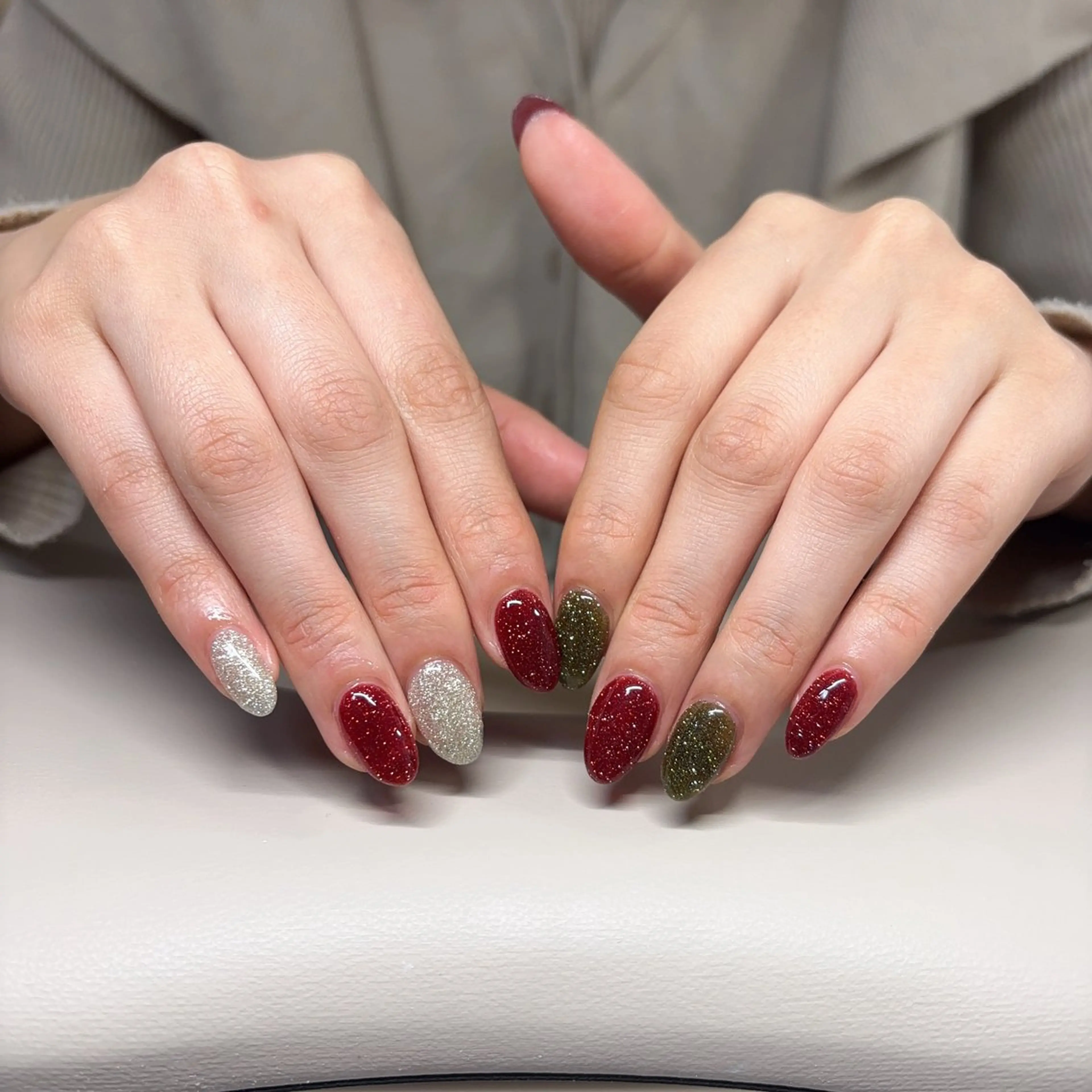 ネイル ハンドネイル 徳山 里美のネイルデザイン