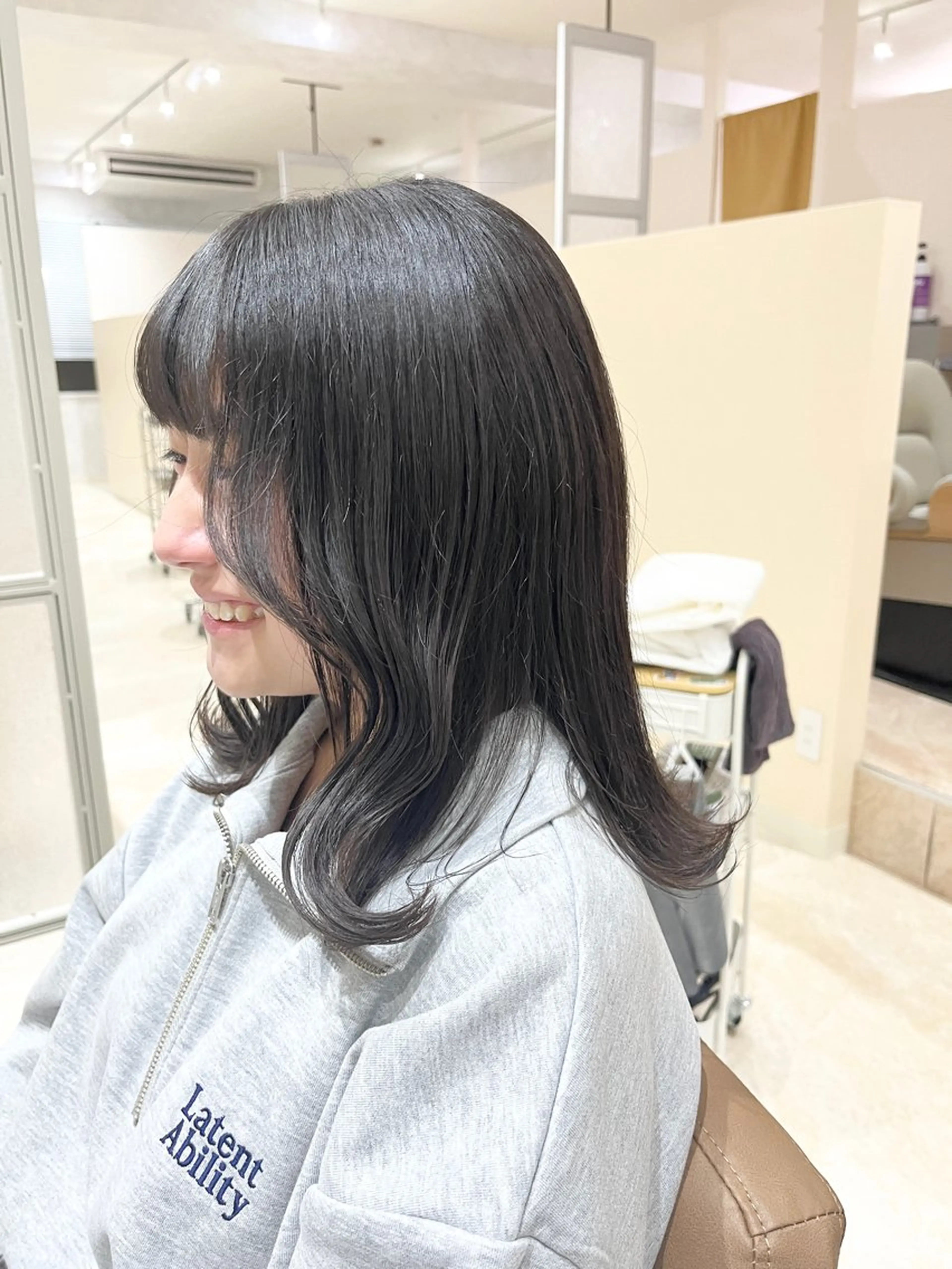 ミディアム 【ROSSO】 SHUHEIのヘアスタイル