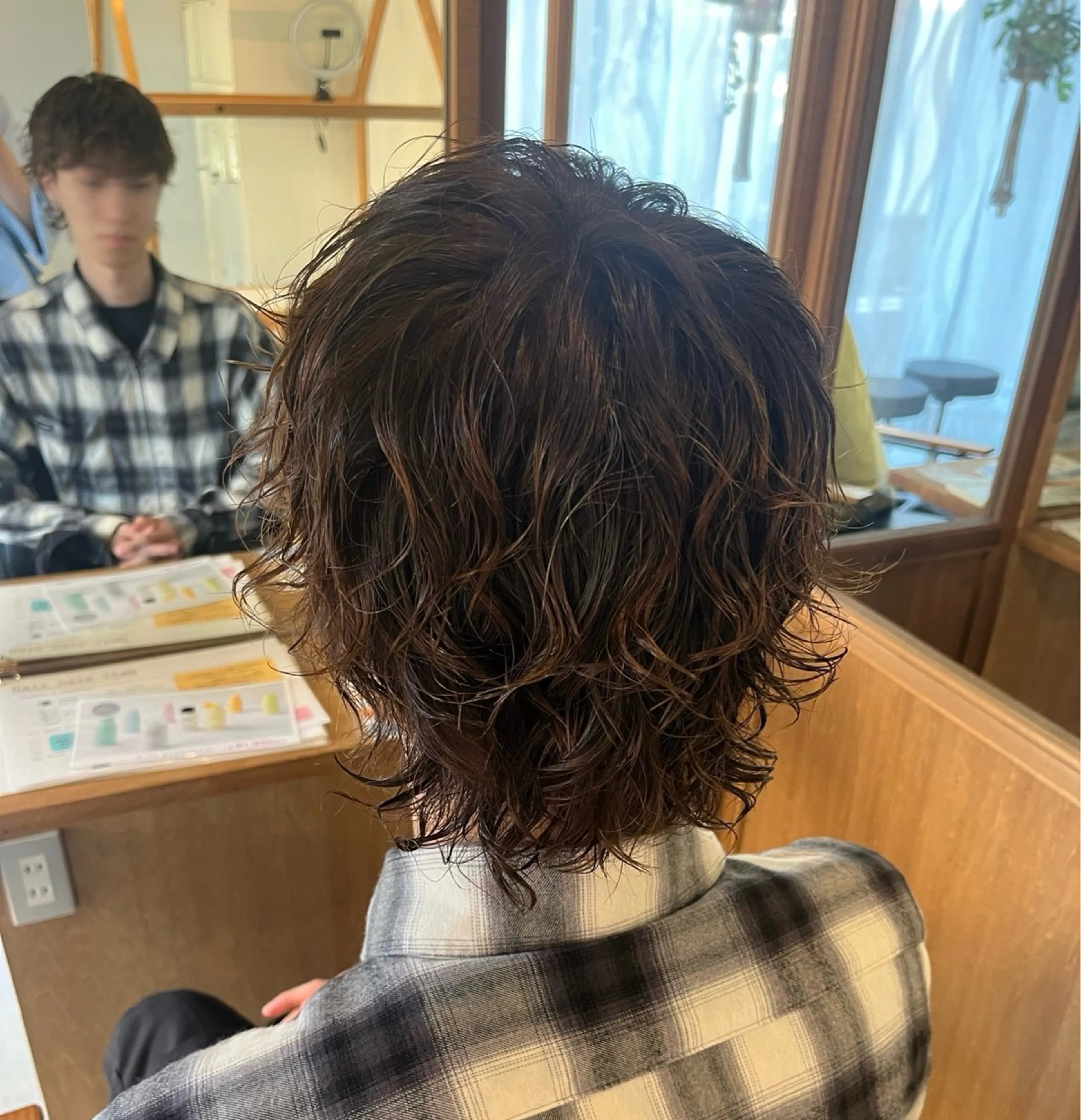 カラー カット FERIA池田 神原萌花のヘアスタイル
