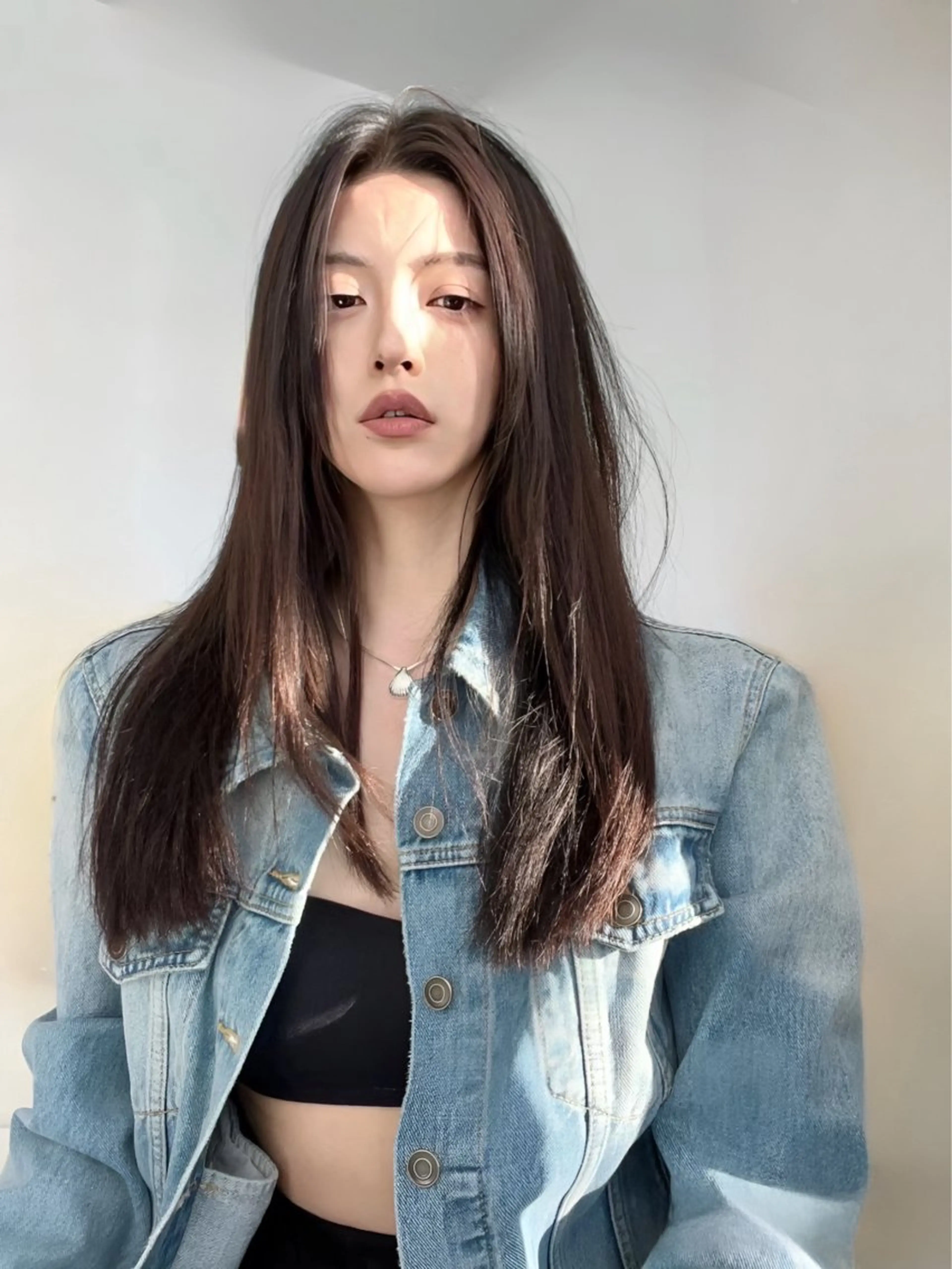 セミロング レイヤーカット 外ハネヘア カット ヘアカラー トリートメント 鈴木 一貴のヘアスタイル