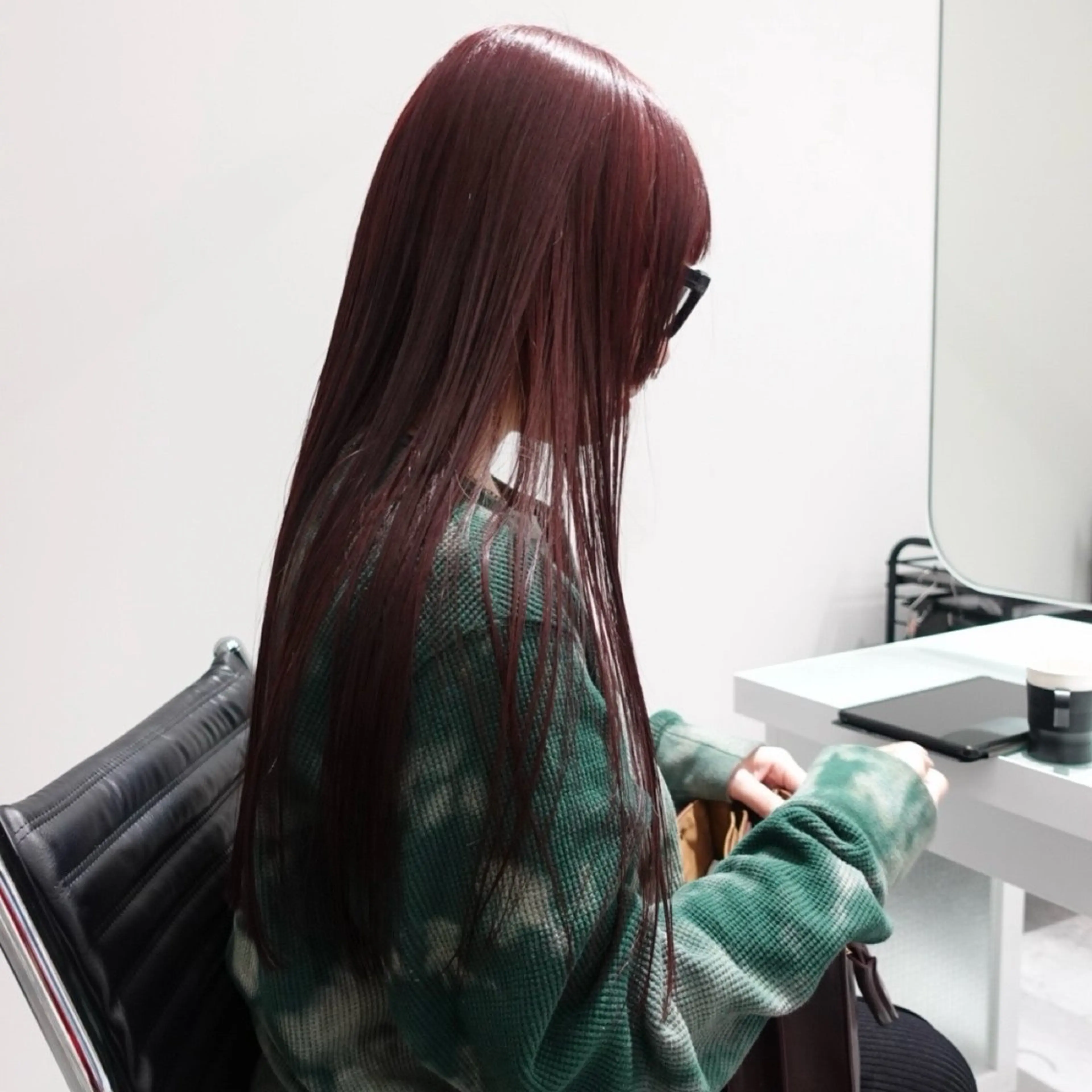ロング カラー ブリーチ ダブルカラー ブリーチなしカラー レッドカラー ヘアカラー 🌐サトウ リョウ🌐のヘアスタイル