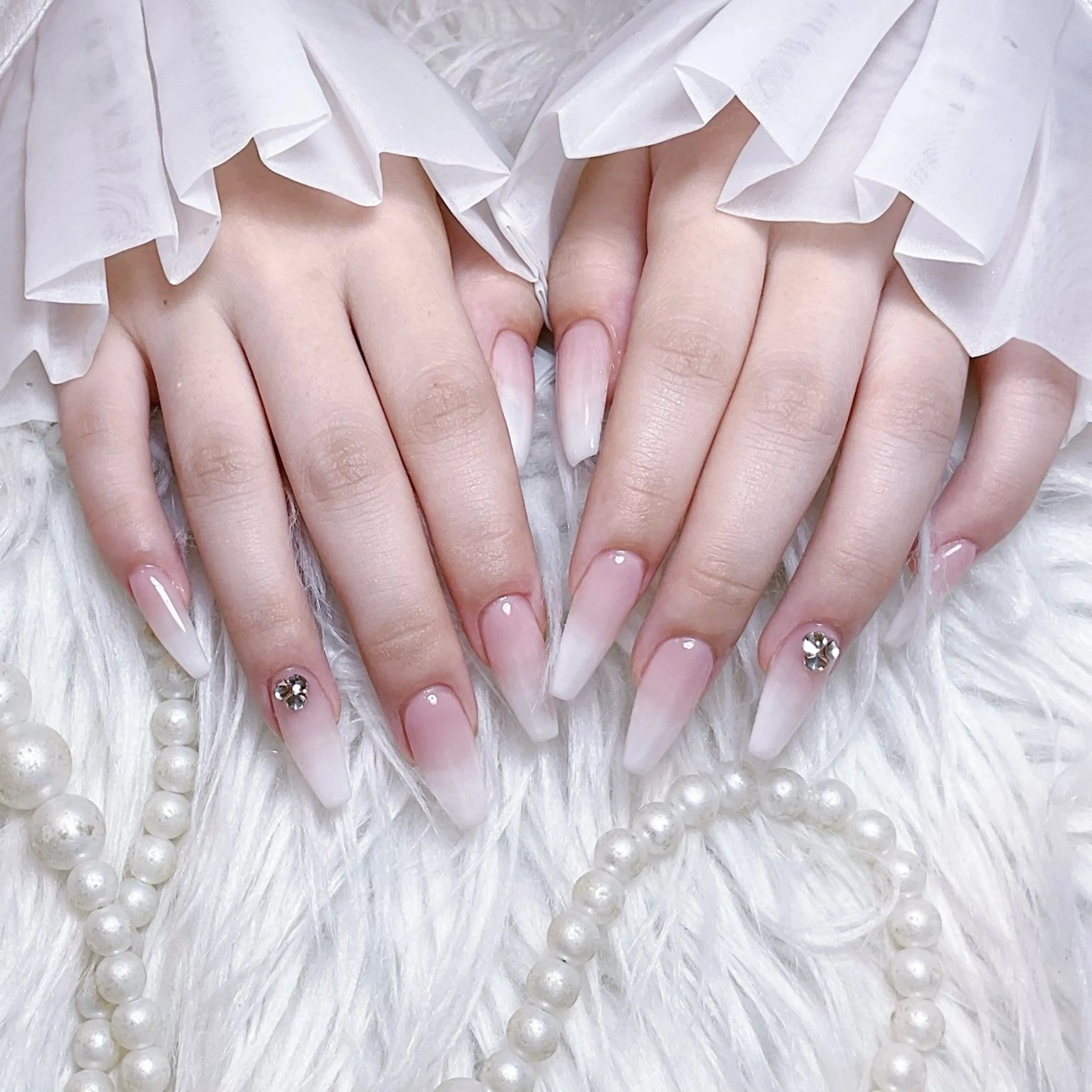 ネイル ハンドネイル 🌈Yun nail hyejin💋のネイルデザイン