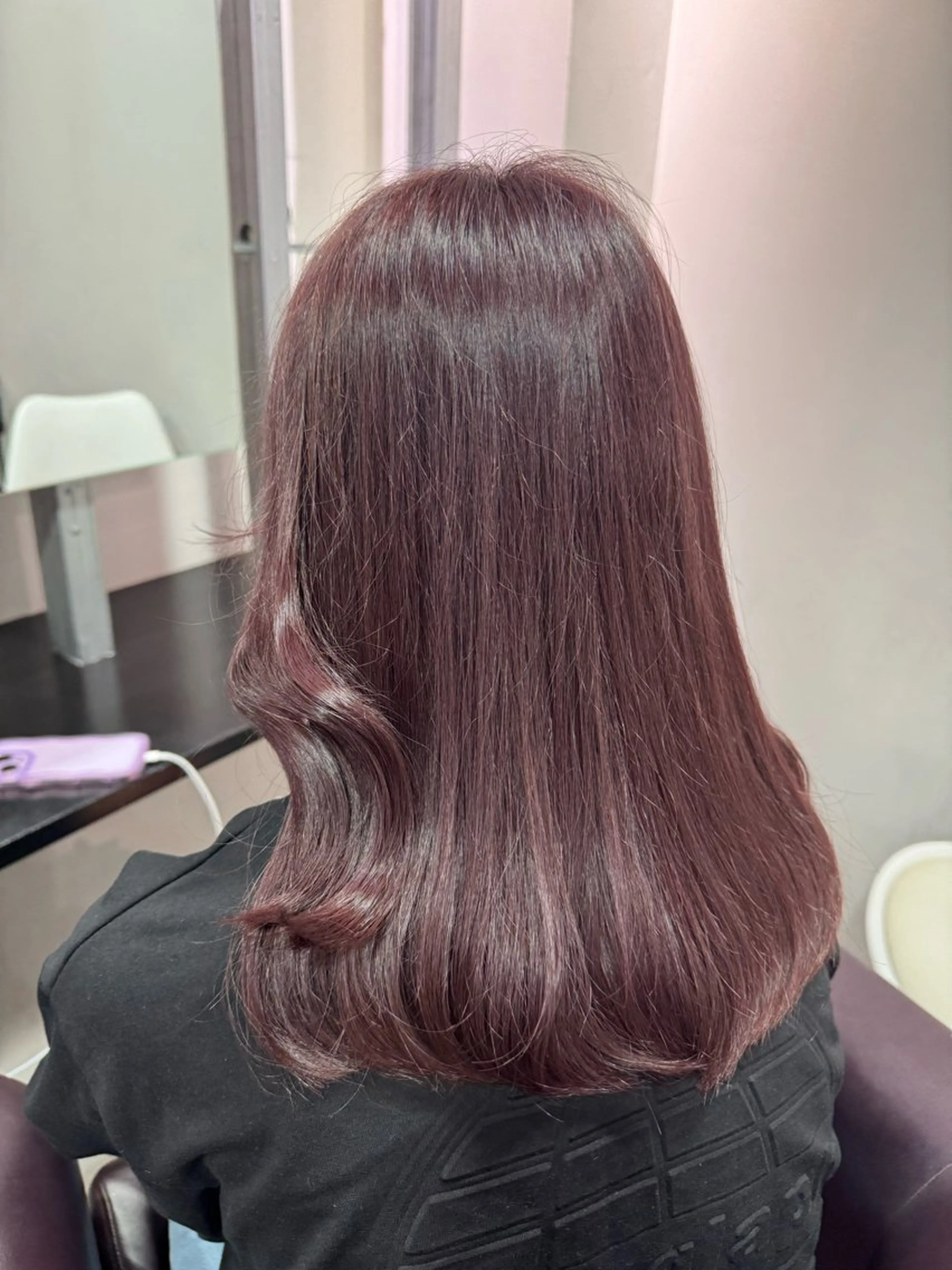 ロング カラー ブリーチ カシス ピンクカラー ベージュ透明感カラー 🫧AYUMI🫧のヘアスタイル